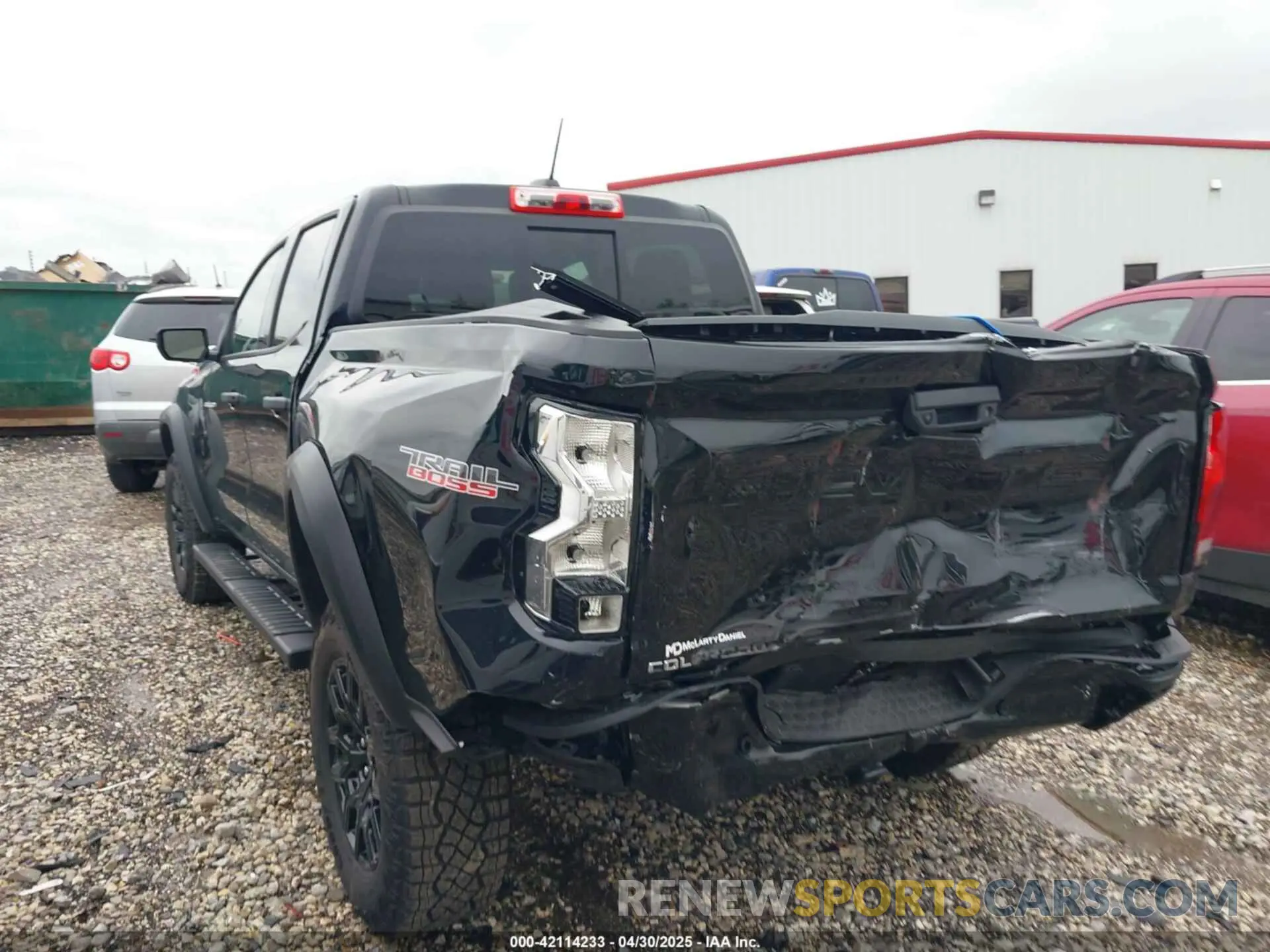 3 Photograph of a damaged car 1GCPTEEK9R1310474 CHEVROLET COLORADO 2024