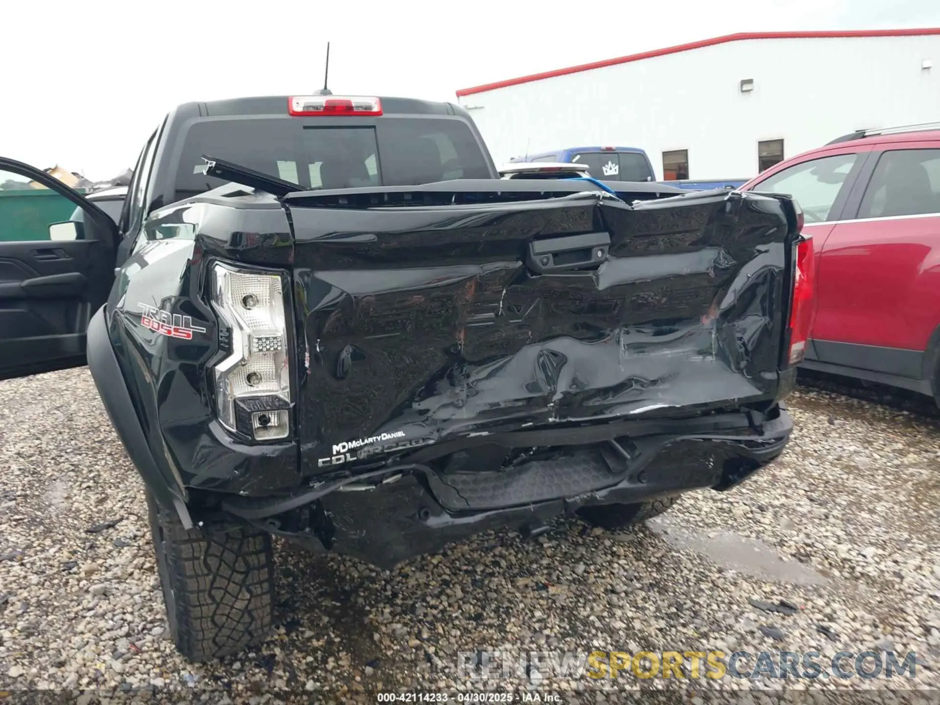 6 Photograph of a damaged car 1GCPTEEK9R1310474 CHEVROLET COLORADO 2024