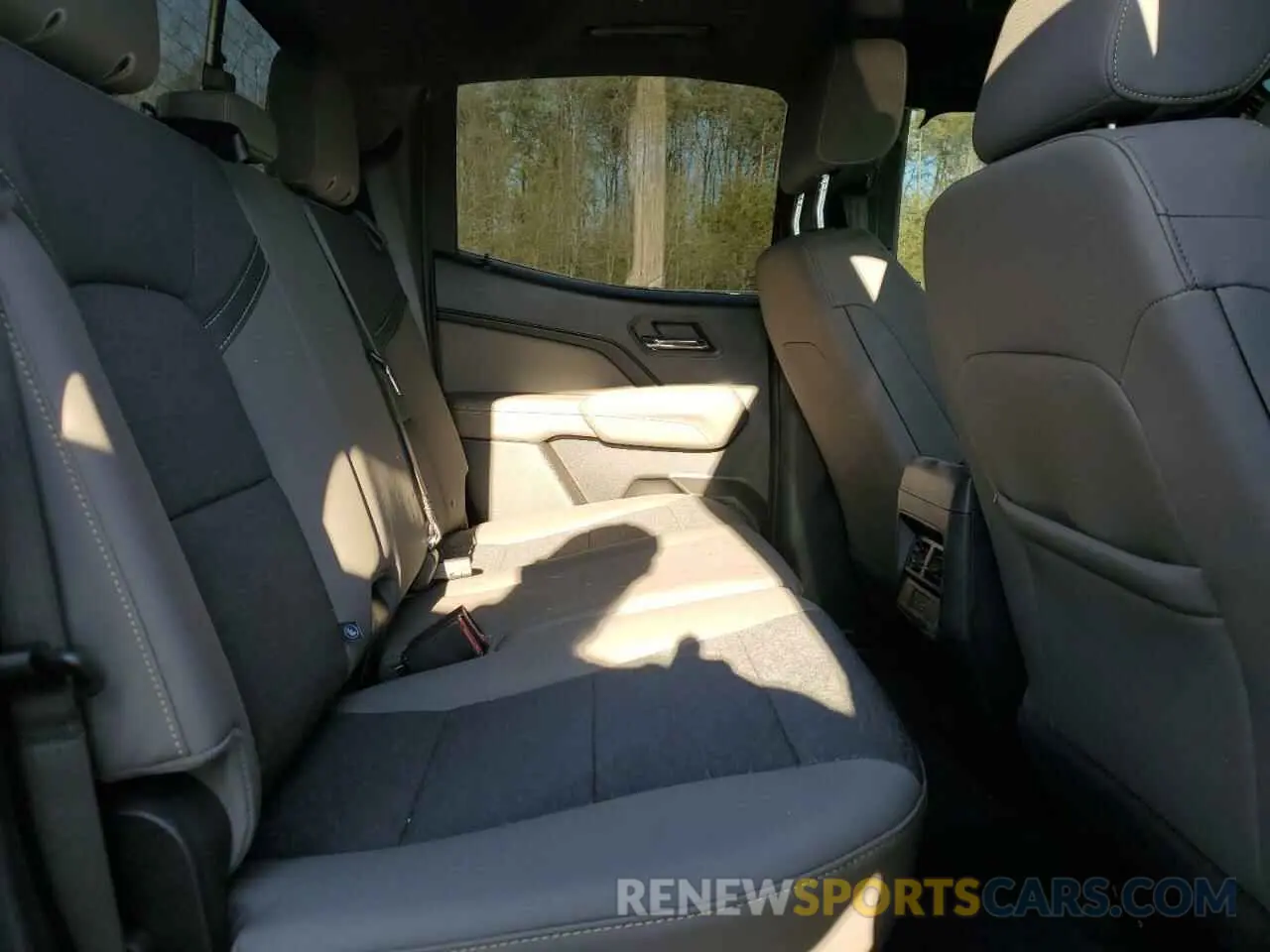 10 Photograph of a damaged car 1GCPTFEK2R1297069 CHEVROLET COLORADO 2024