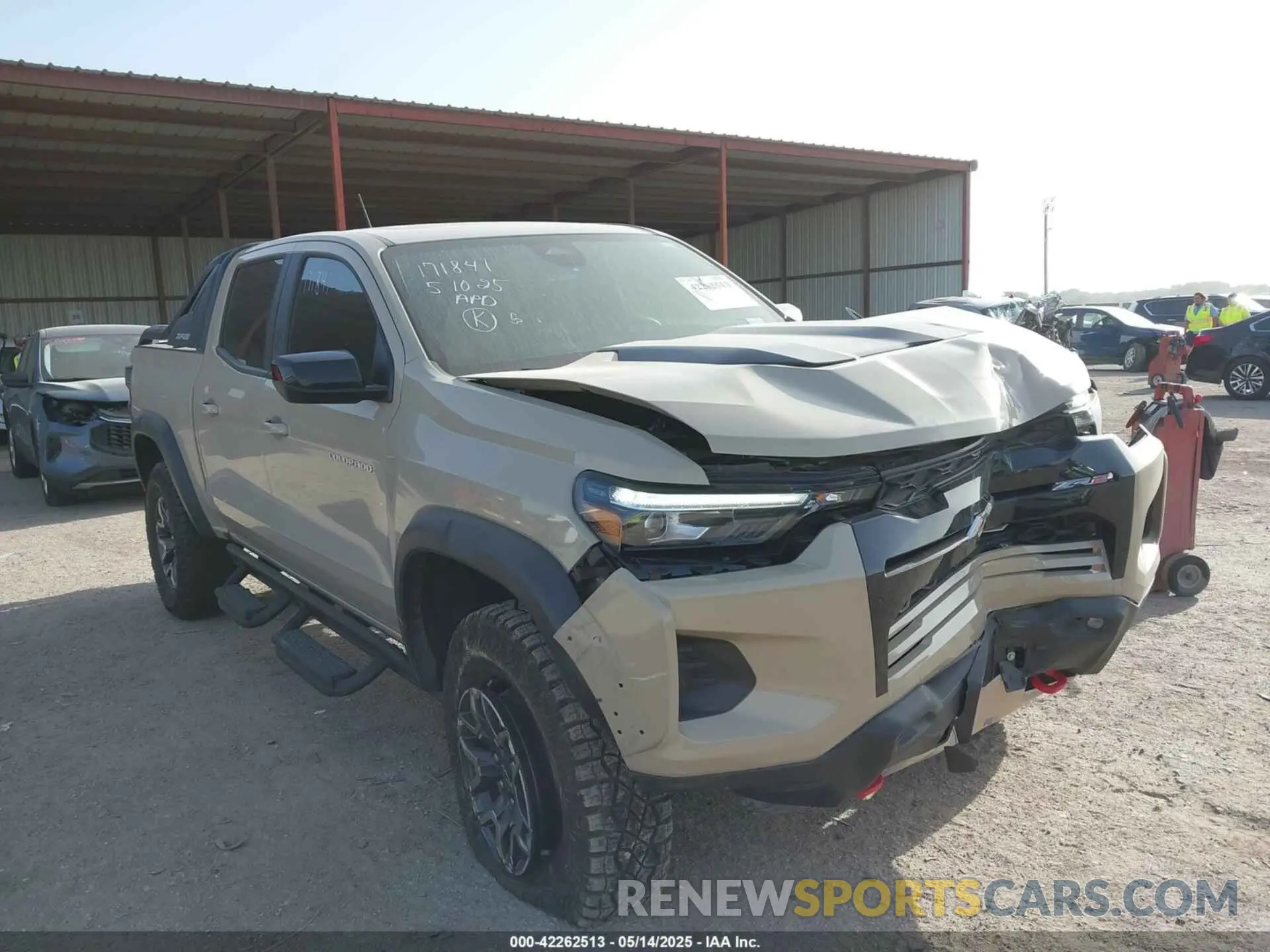 1 Photograph of a damaged car 1GCPTFEK4R1145701 CHEVROLET COLORADO 2024