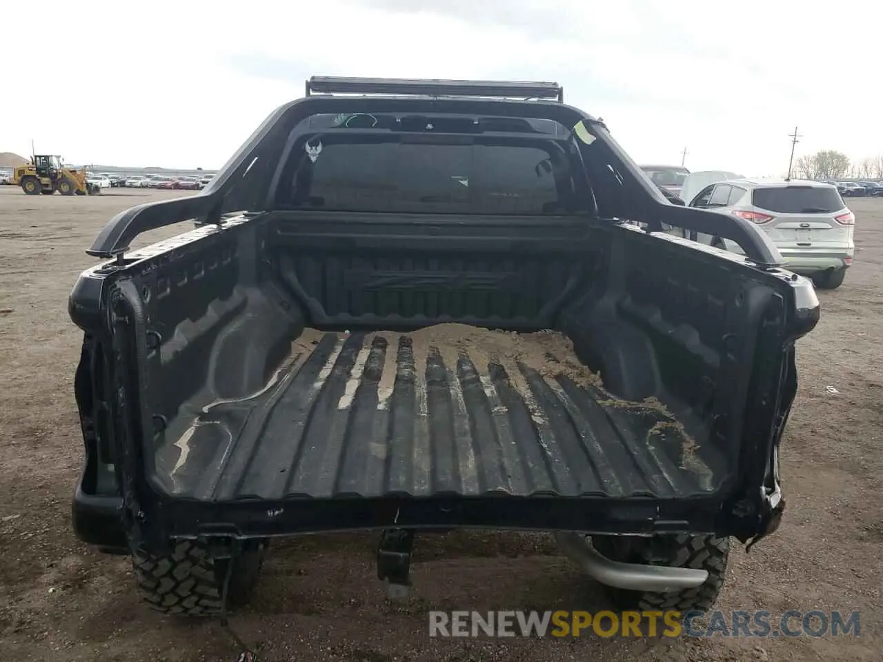 6 Photograph of a damaged car 1GCPTFEK4R1265787 CHEVROLET COLORADO 2024