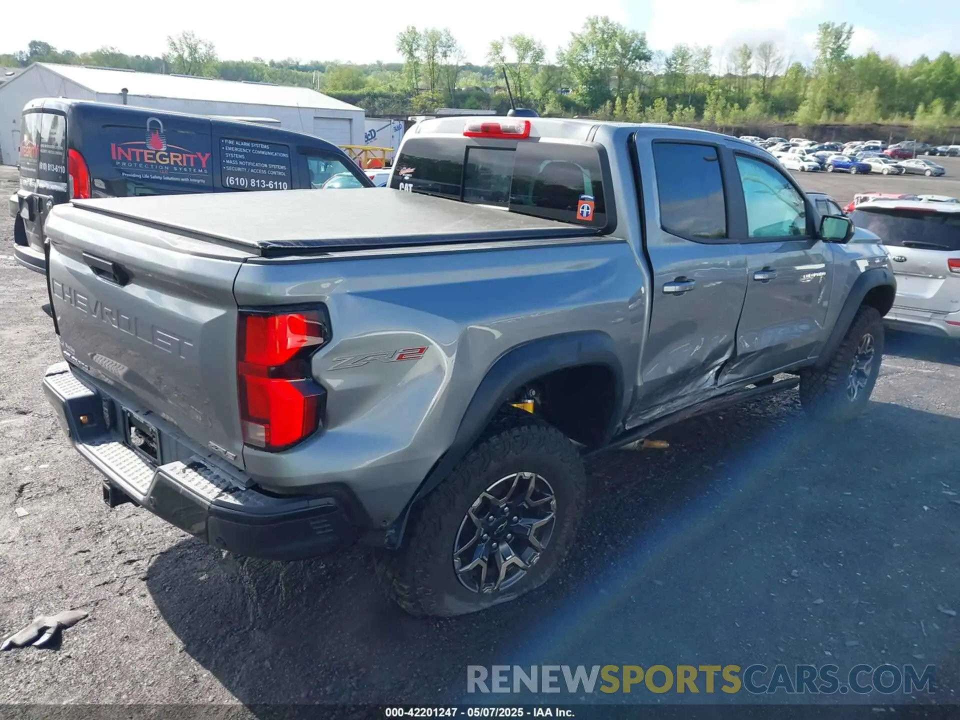 4 Photograph of a damaged car 1GCPTFEK4R1287384 CHEVROLET COLORADO 2024