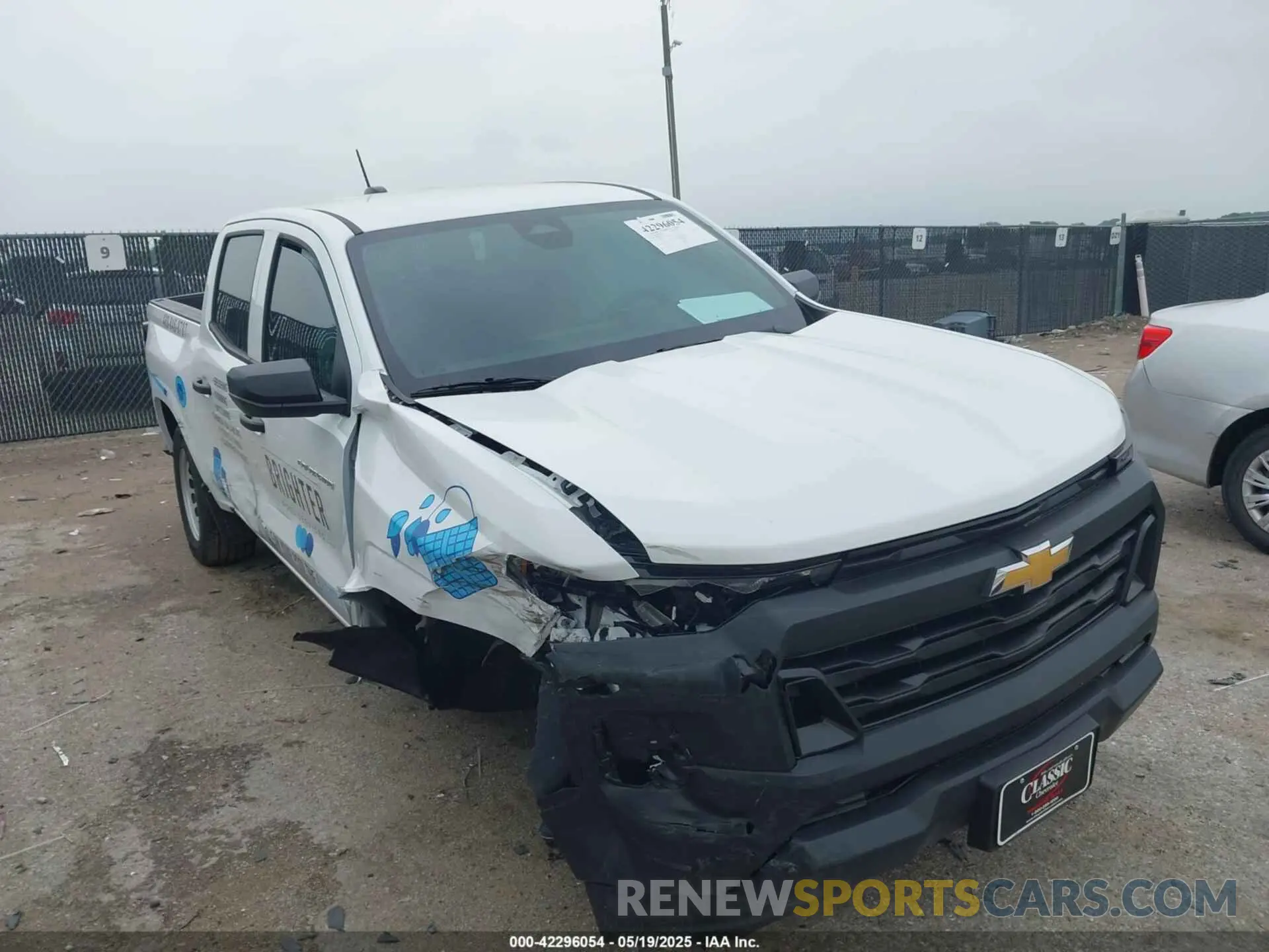 1 Photograph of a damaged car 1GCPSBEK2S1111516 CHEVROLET COLORADO 2025