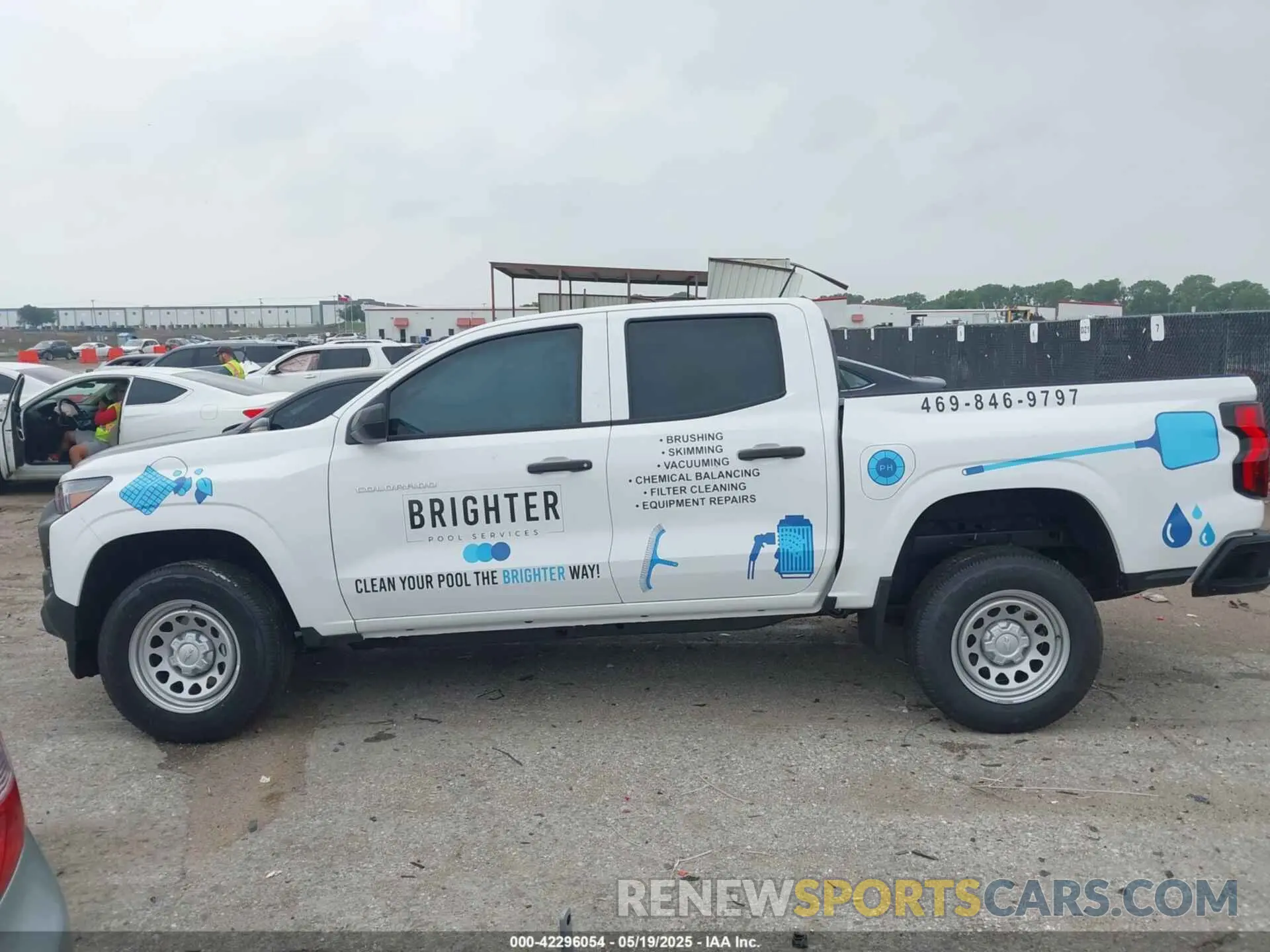 15 Photograph of a damaged car 1GCPSBEK2S1111516 CHEVROLET COLORADO 2025