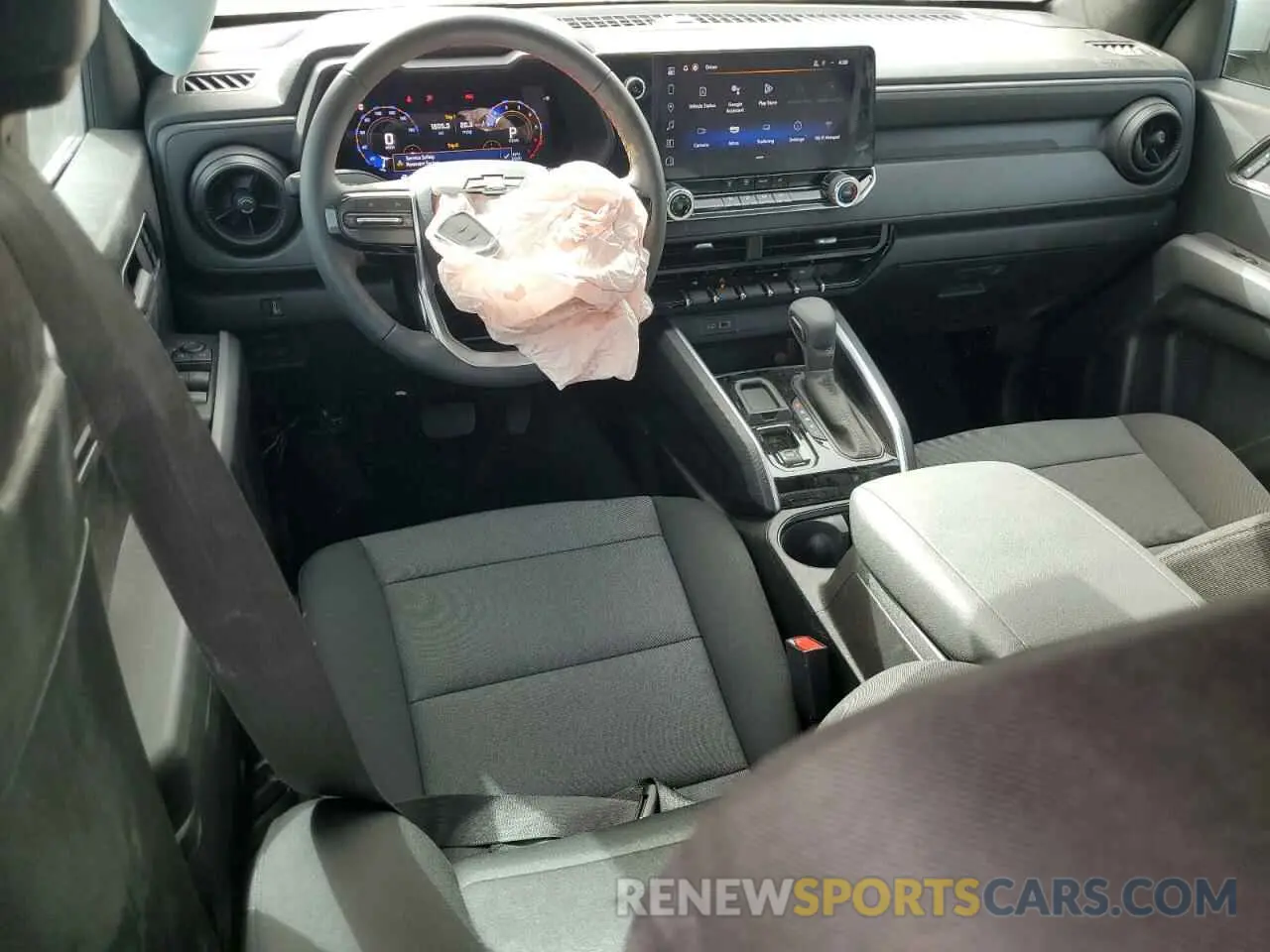 8 Photograph of a damaged car 1GCPSBEK3S1137431 CHEVROLET COLORADO 2025