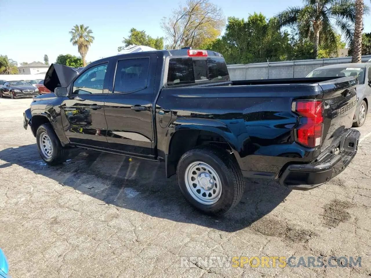 2 Photograph of a damaged car 1GCPSBEK6S1150108 CHEVROLET COLORADO 2025