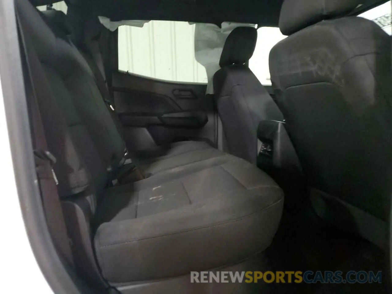 10 Photograph of a damaged car 1GCPSBEK8S1153690 CHEVROLET COLORADO 2025