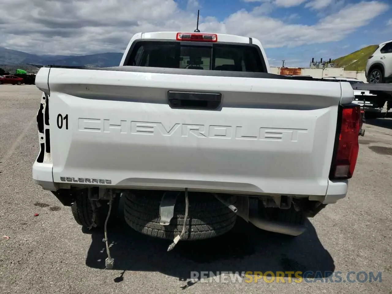 6 Photograph of a damaged car 1GCPTBEK0S1123502 CHEVROLET COLORADO 2025