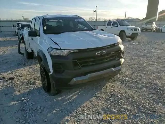 11 Photograph of a damaged car 1GCPTEEK9P1159617 CHEVROLET COLORADO T 2023