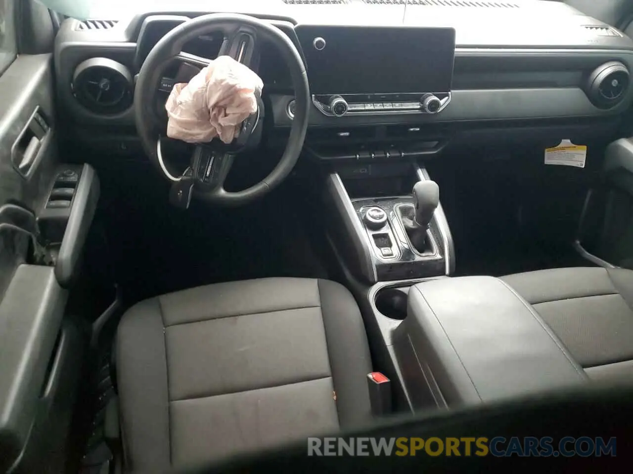 8 Photograph of a damaged car 1GCPTEEK0R1136942 CHEVROLET COLORADO T 2024