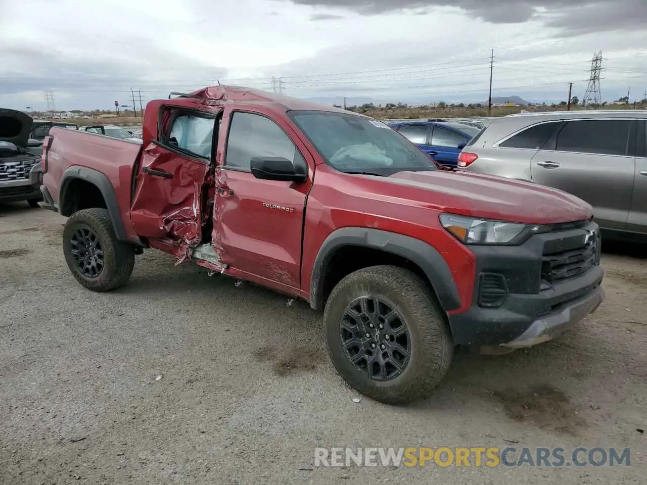 4 Photograph of a damaged car 1GCPTEEK1R1203693 CHEVROLET COLORADO T 2024