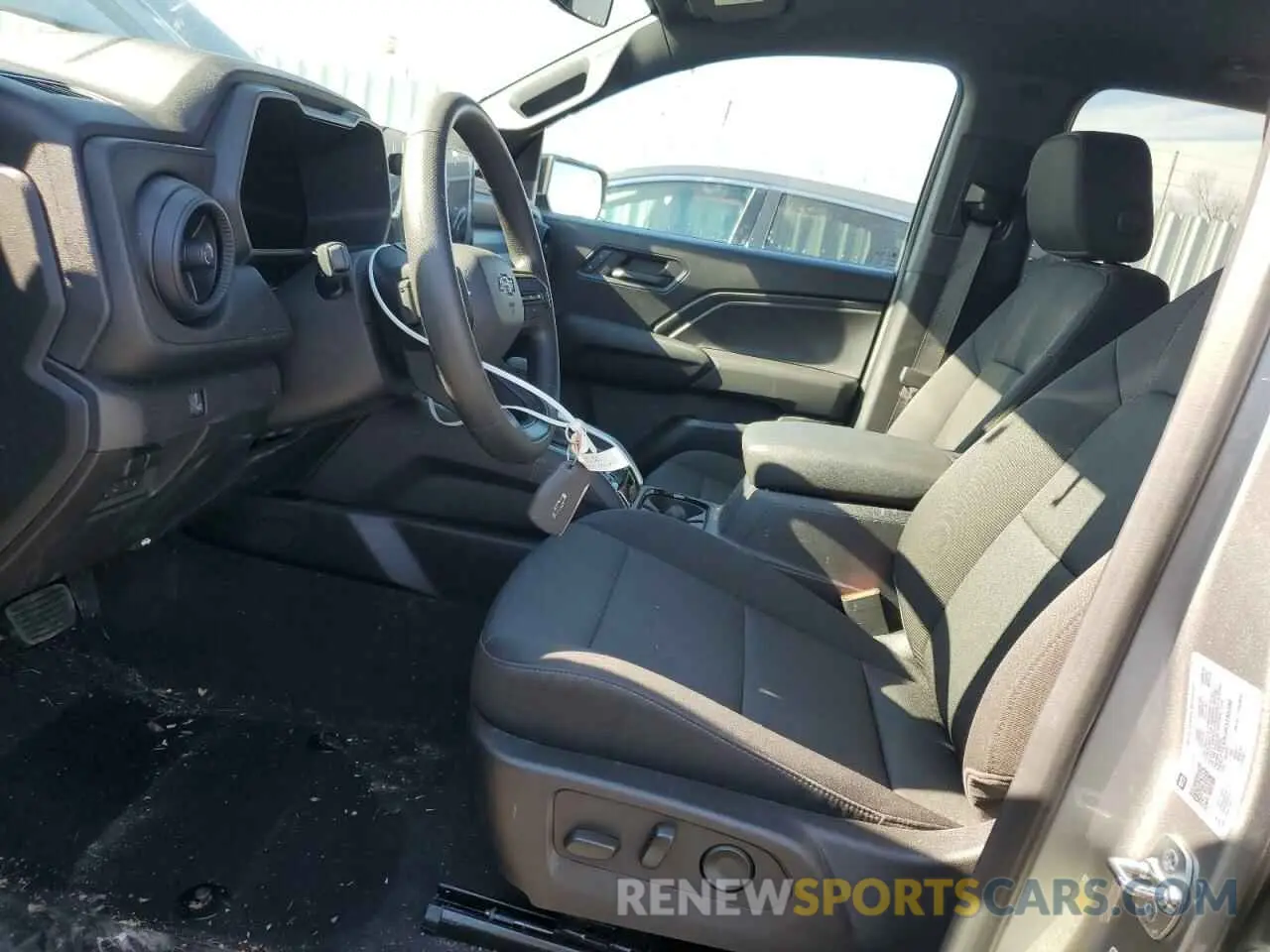 7 Photograph of a damaged car 1GCPTEEK2R1285398 CHEVROLET COLORADO T 2024