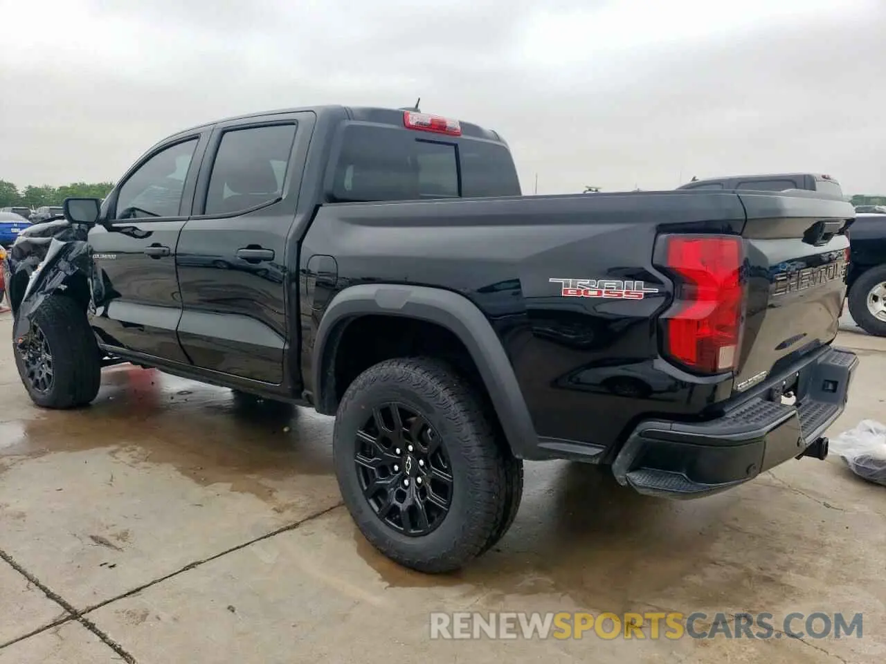 2 Photograph of a damaged car 1GCPTEEK3R1284115 CHEVROLET COLORADO T 2024