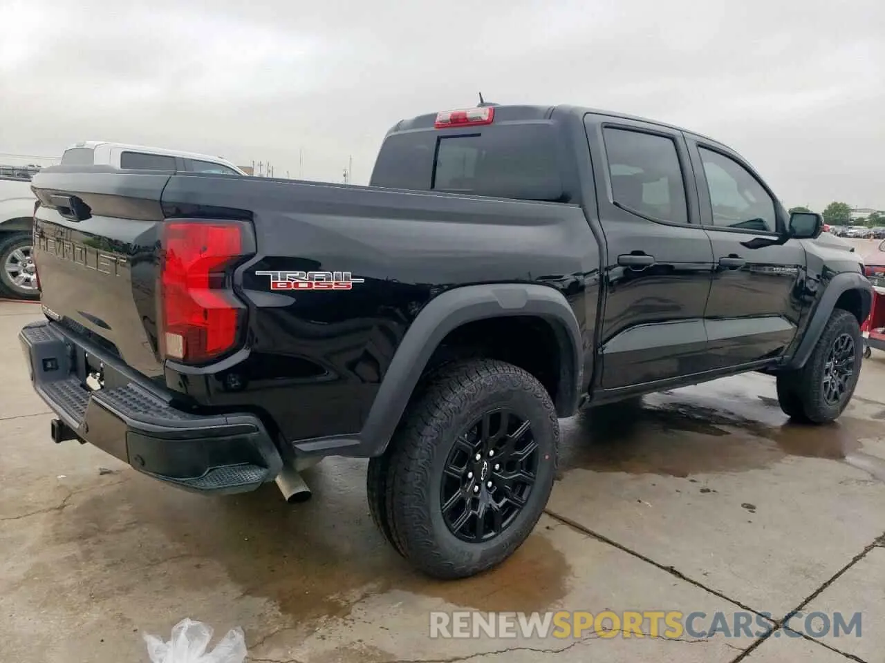 3 Photograph of a damaged car 1GCPTEEK3R1284115 CHEVROLET COLORADO T 2024