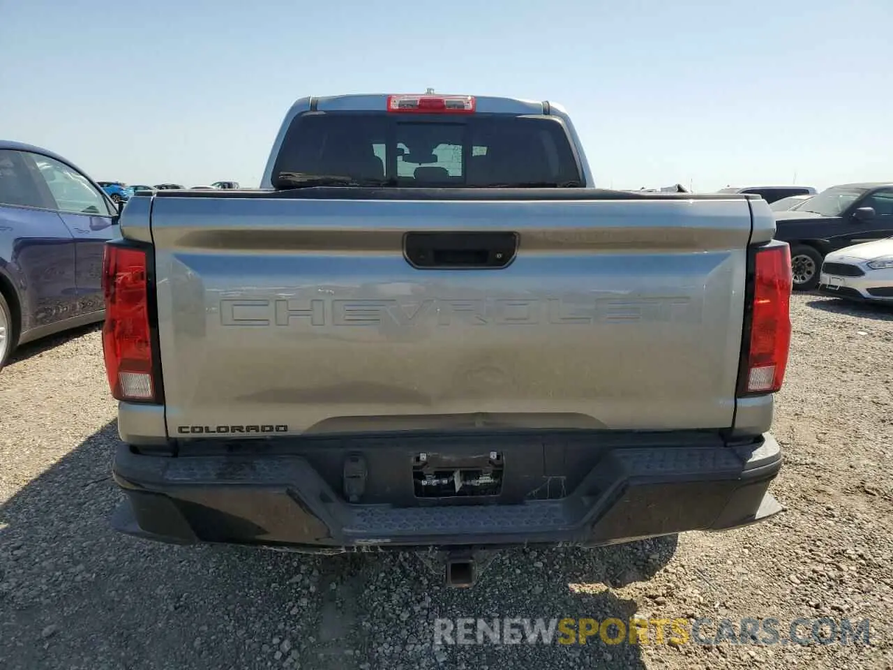 6 Photograph of a damaged car 1GCPTEEK5R1129596 CHEVROLET COLORADO T 2024