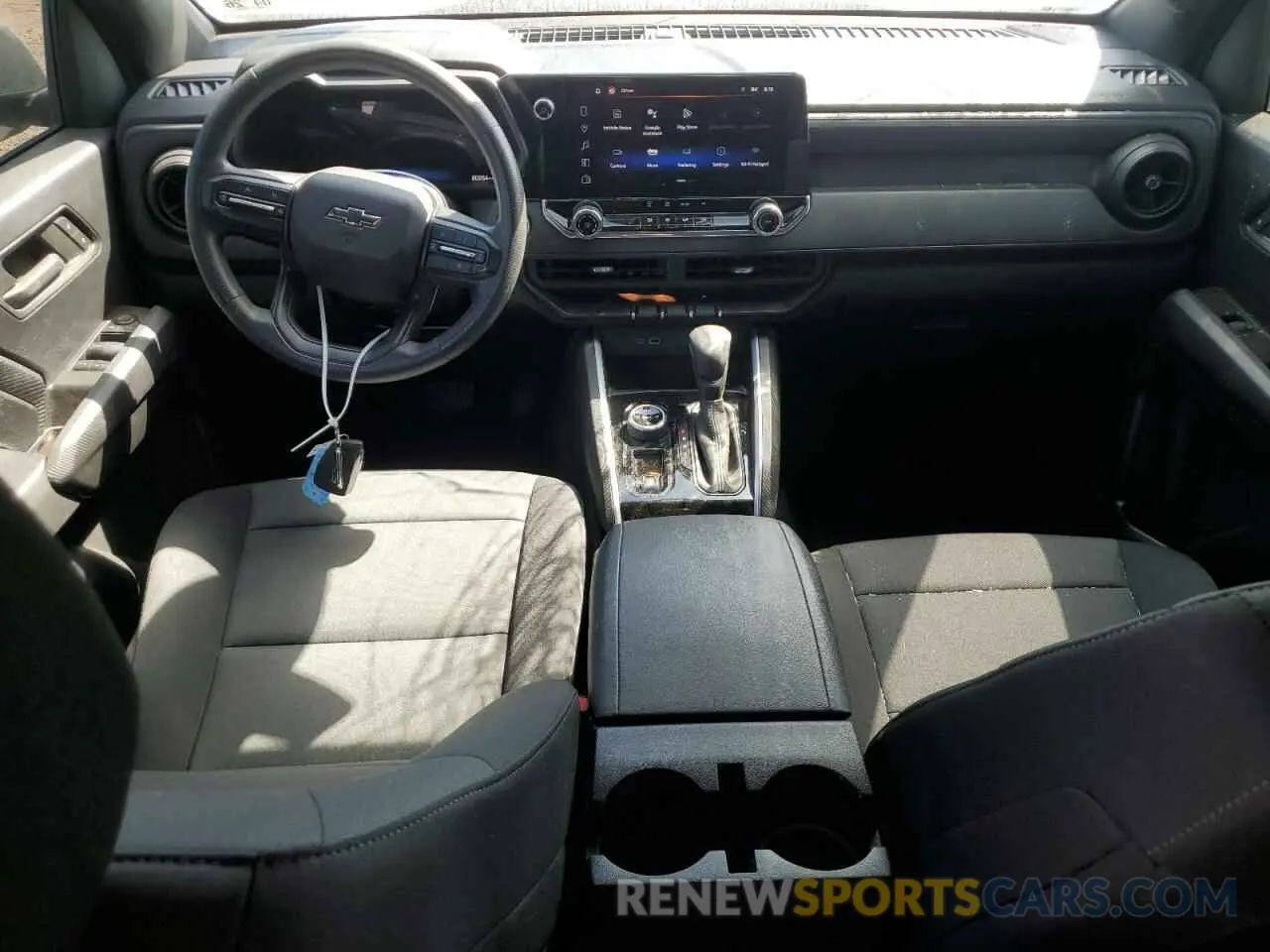 8 Photograph of a damaged car 1GCPTEEK5R1129596 CHEVROLET COLORADO T 2024