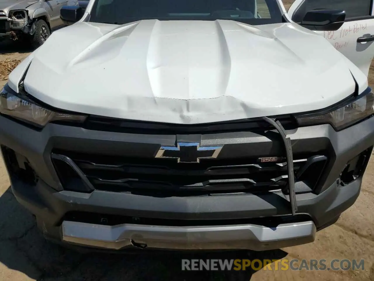 11 Photograph of a damaged car 1GCPTEEK9R1115488 CHEVROLET COLORADO T 2024