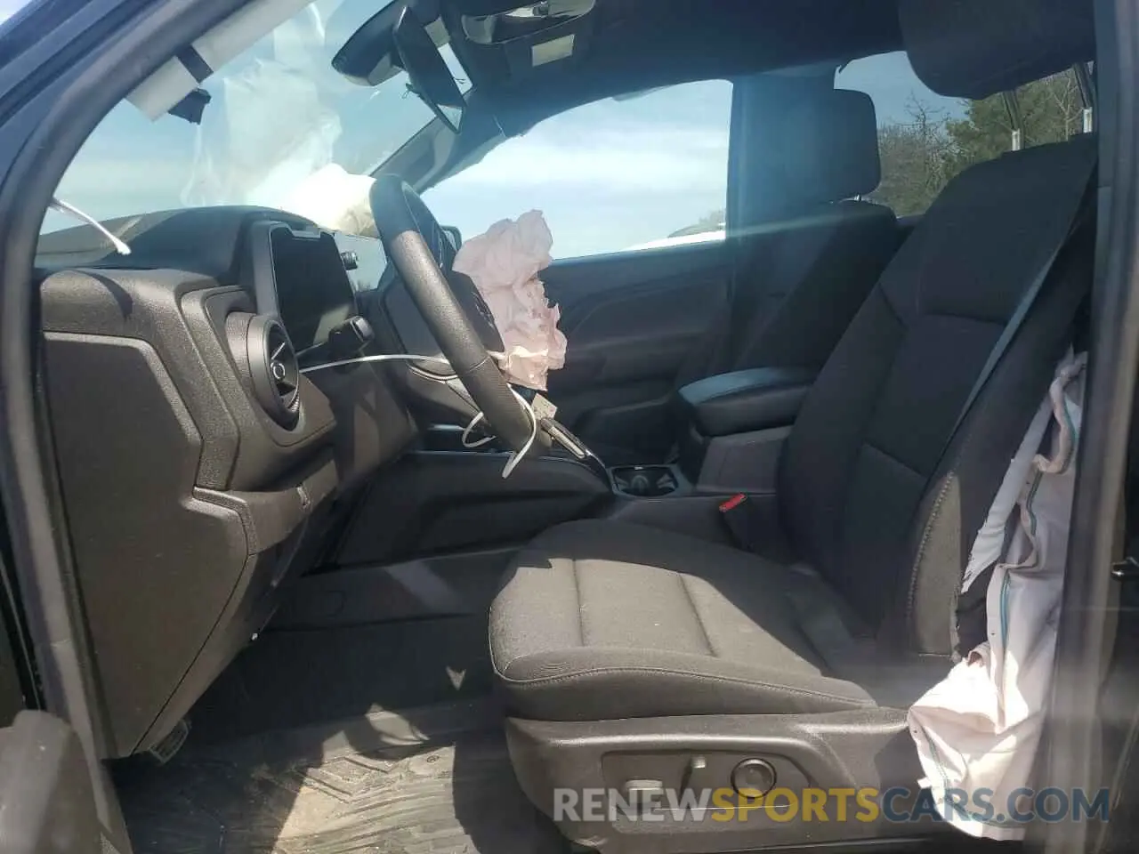 7 Photograph of a damaged car 1GCPTEEKXR1144904 CHEVROLET COLORADO T 2024