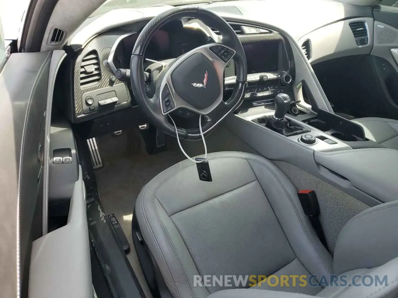 8 Photograph of a damaged car 1G1Y42D95K5800576 CHEVROLET CORVETTE 2019