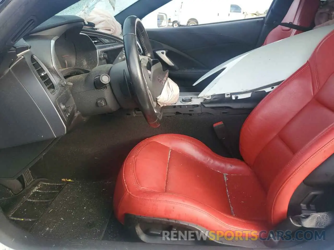 7 Photograph of a damaged car 1G1YA2D74K5117324 CHEVROLET CORVETTE 2019
