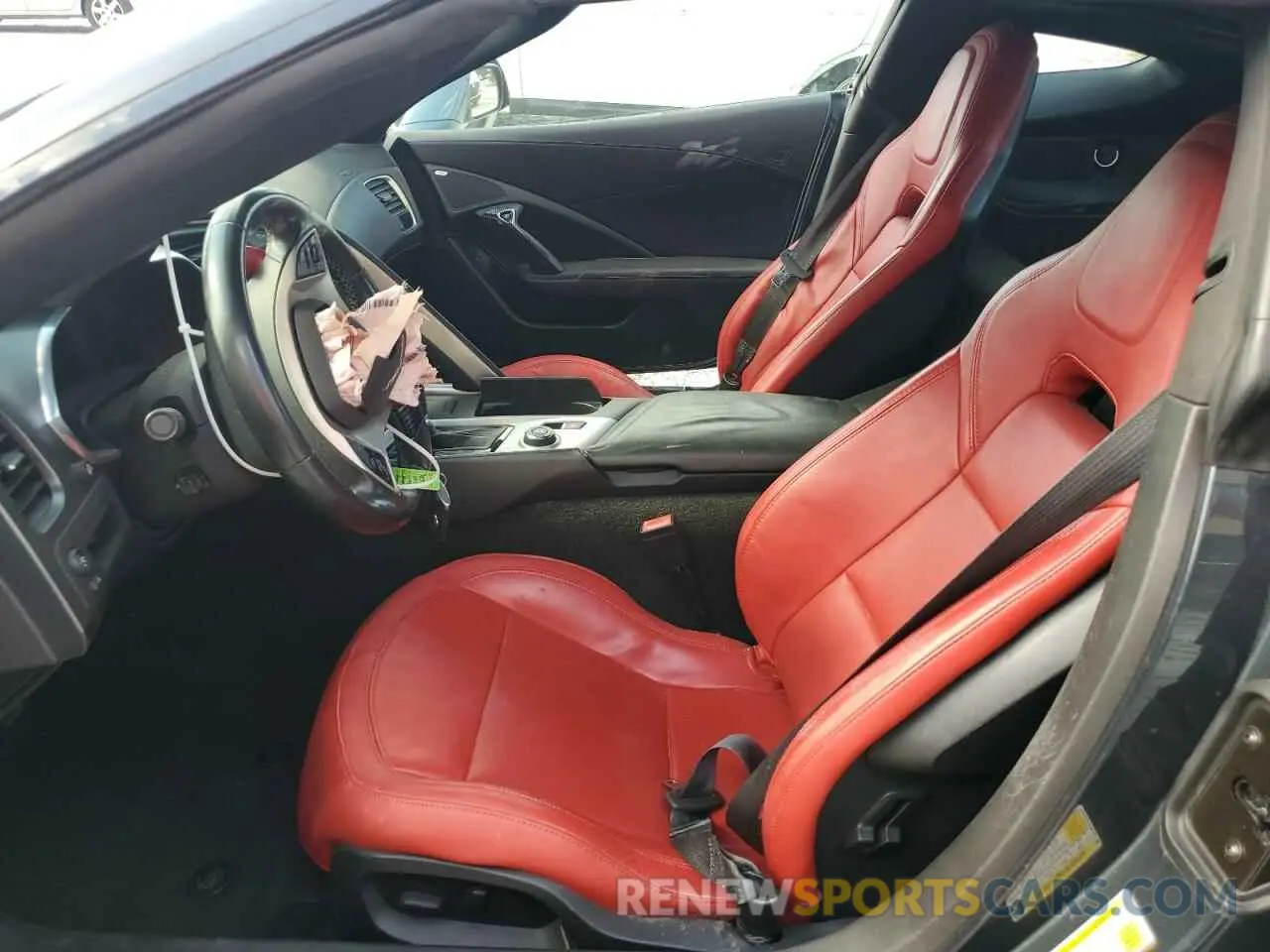 7 Photograph of a damaged car 1G1YB2D71K5114247 CHEVROLET CORVETTE 2019