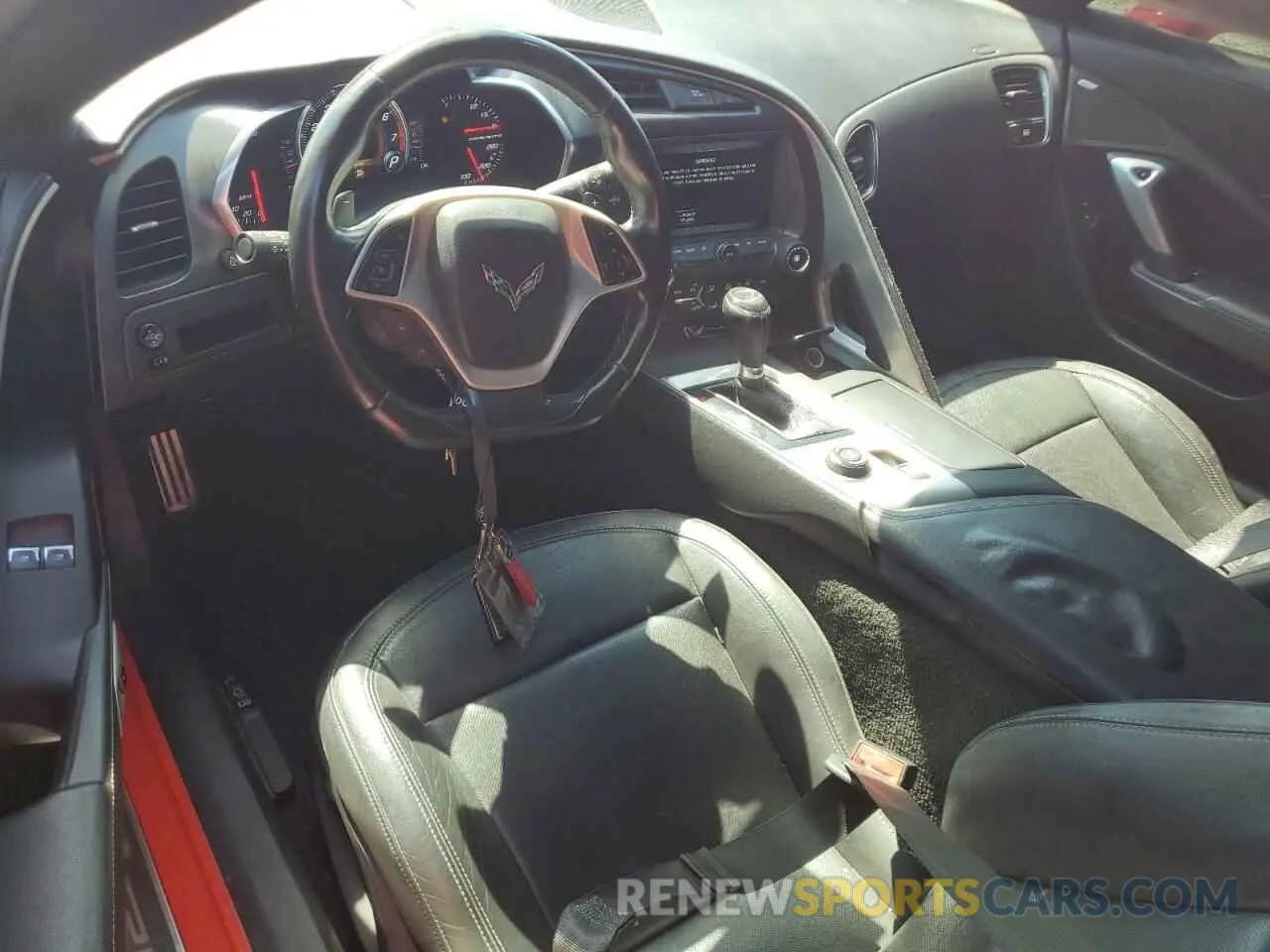 8 Photograph of a damaged car 1G1YB2D72K5121028 CHEVROLET CORVETTE 2019