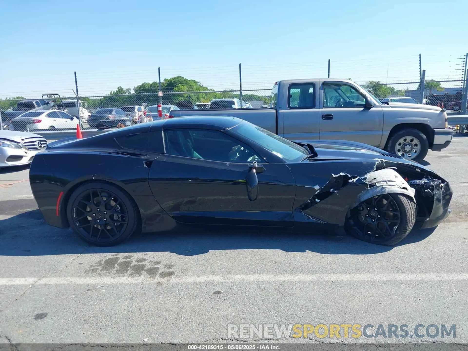 13 Photograph of a damaged car 1G1YB2D73K5118963 CHEVROLET CORVETTE 2019