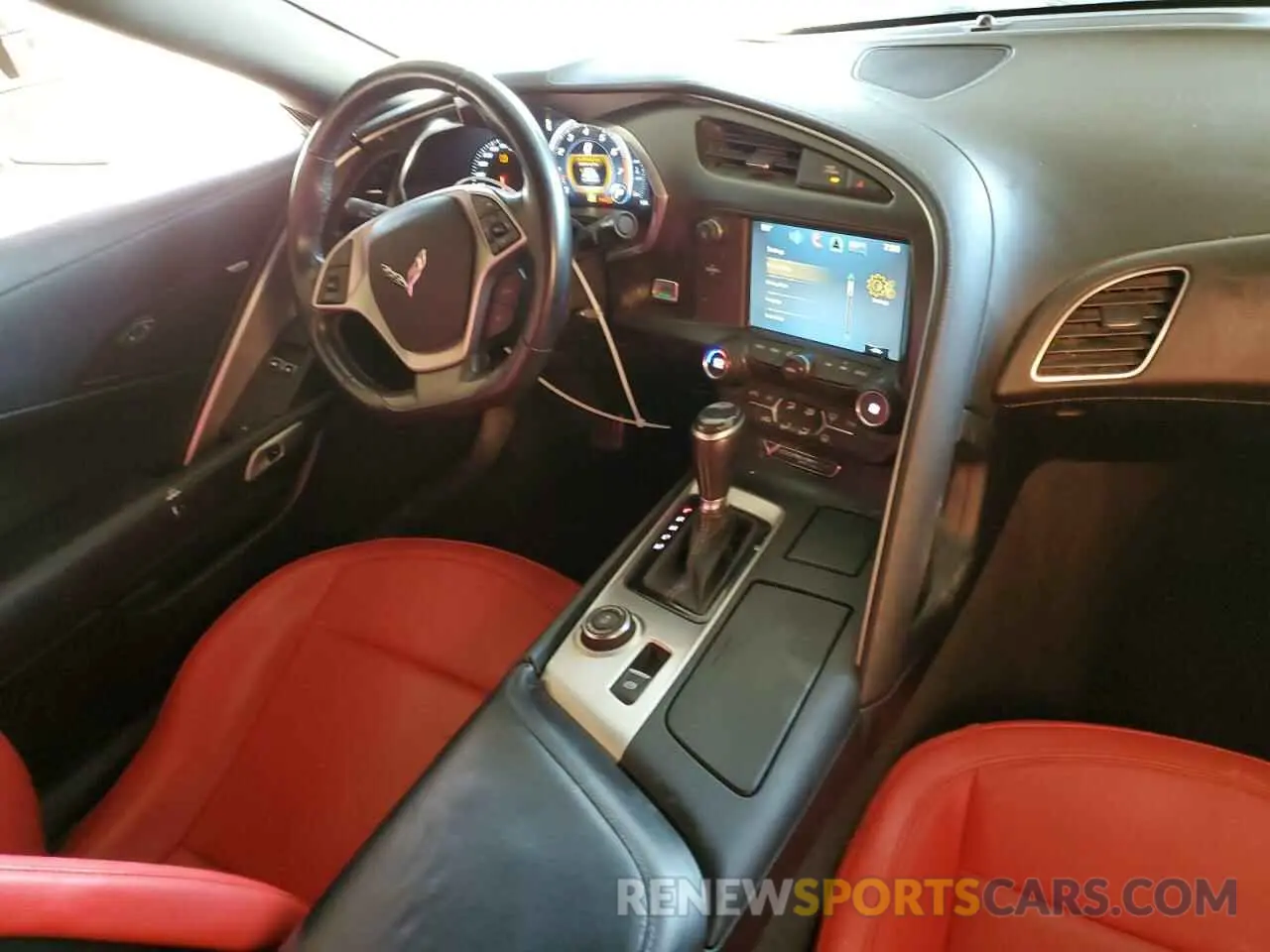 8 Photograph of a damaged car 1G1YB2D75K5100805 CHEVROLET CORVETTE 2019