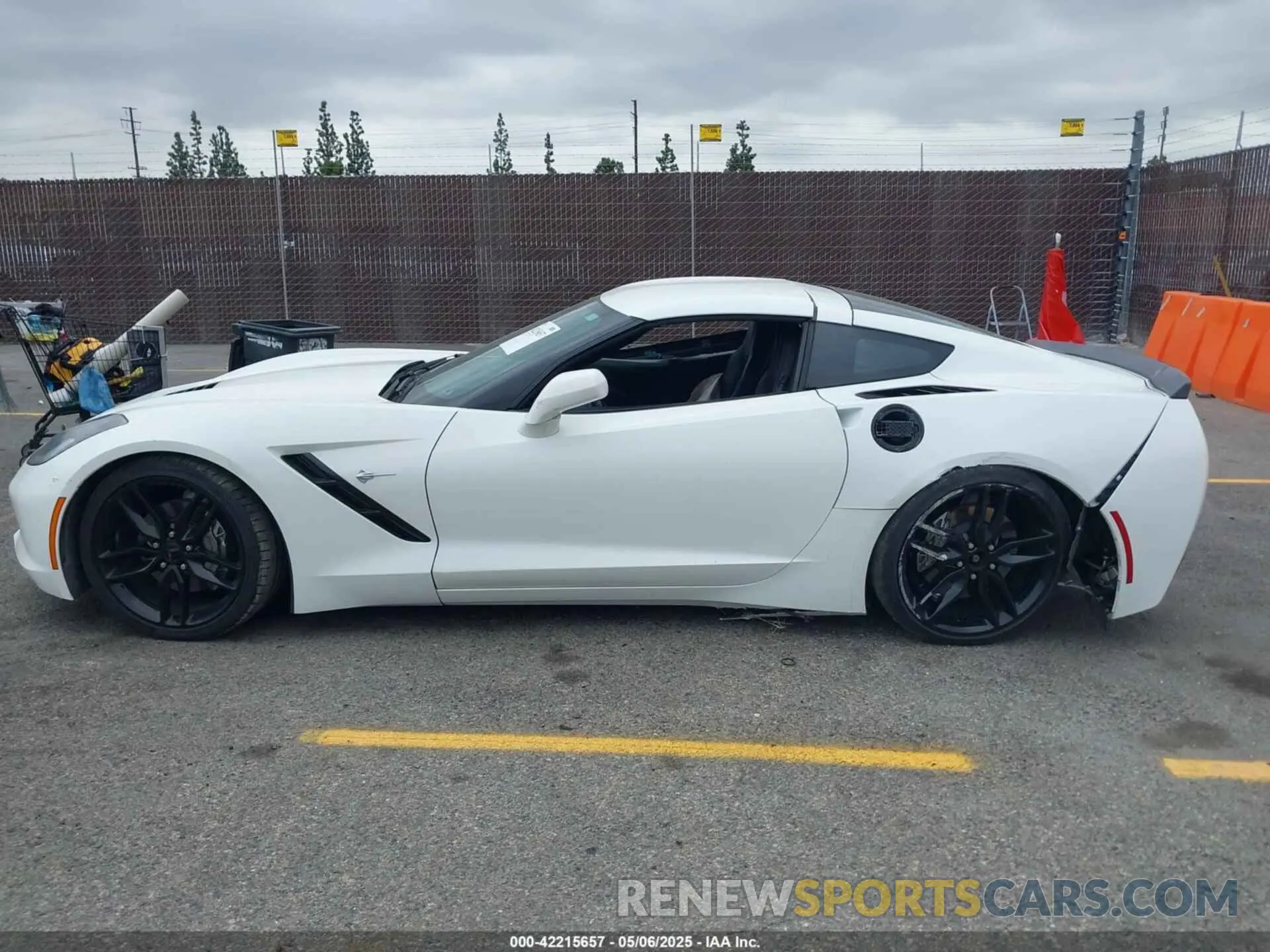 14 Photograph of a damaged car 1G1YB2D76K5112204 CHEVROLET CORVETTE 2019