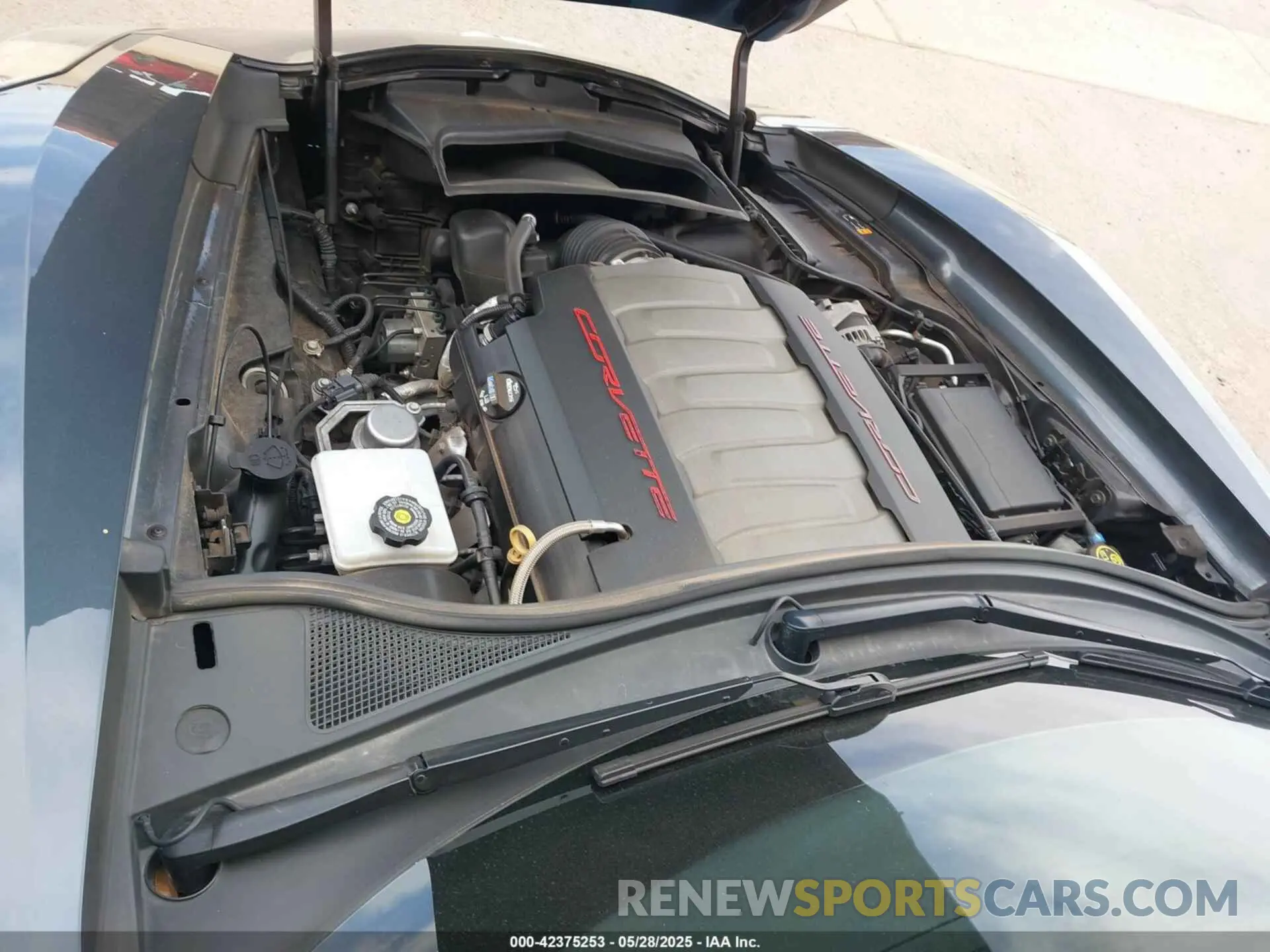 10 Photograph of a damaged car 1G1YB2D78K5108705 CHEVROLET CORVETTE 2019