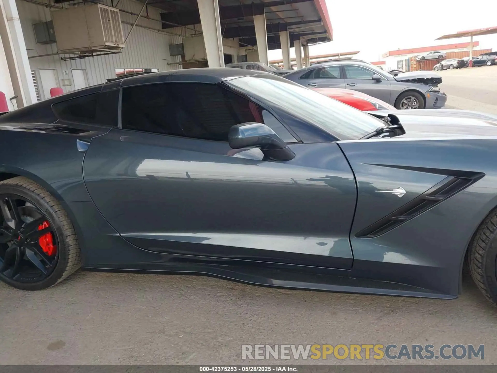 13 Photograph of a damaged car 1G1YB2D78K5108705 CHEVROLET CORVETTE 2019