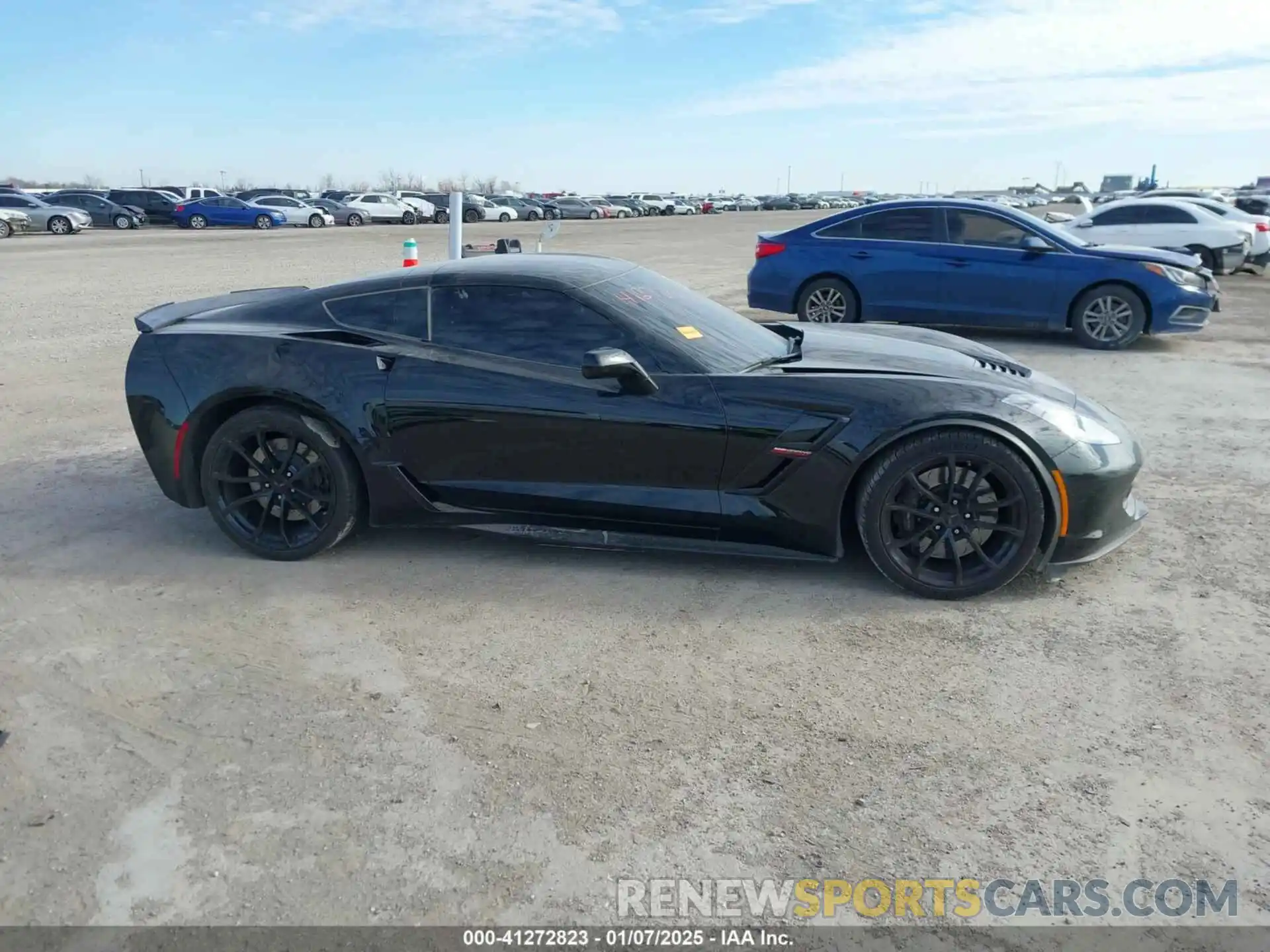 12 Photograph of a damaged car 1G1YW2D75K5110402 CHEVROLET CORVETTE 2019