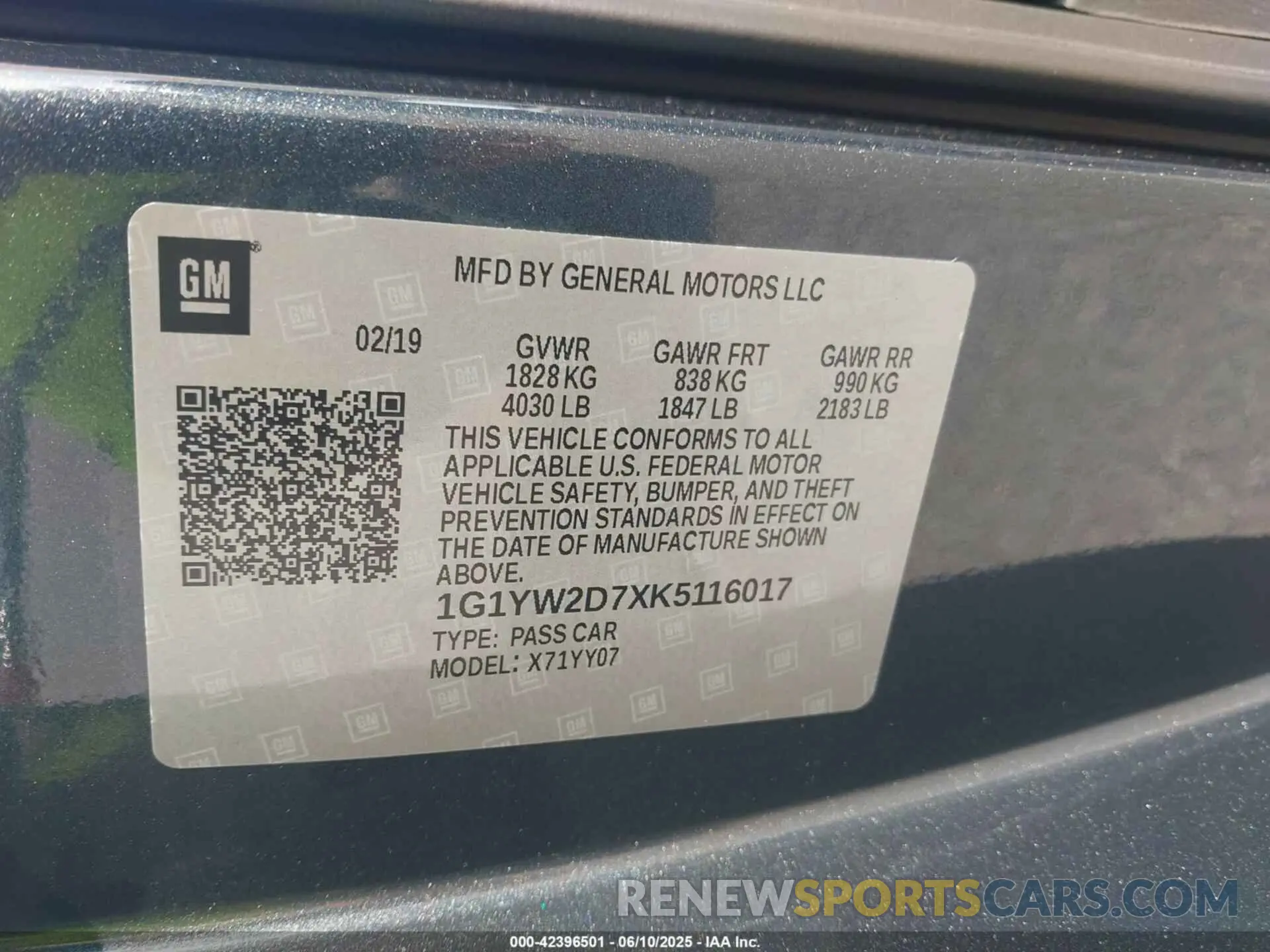 9 Photograph of a damaged car 1G1YW2D7XK5116017 CHEVROLET CORVETTE 2019