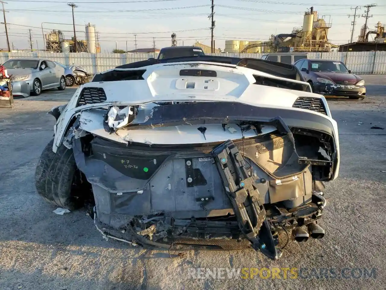 6 Photograph of a damaged car 1G1Y83D44L5000903 CHEVROLET CORVETTE 2020