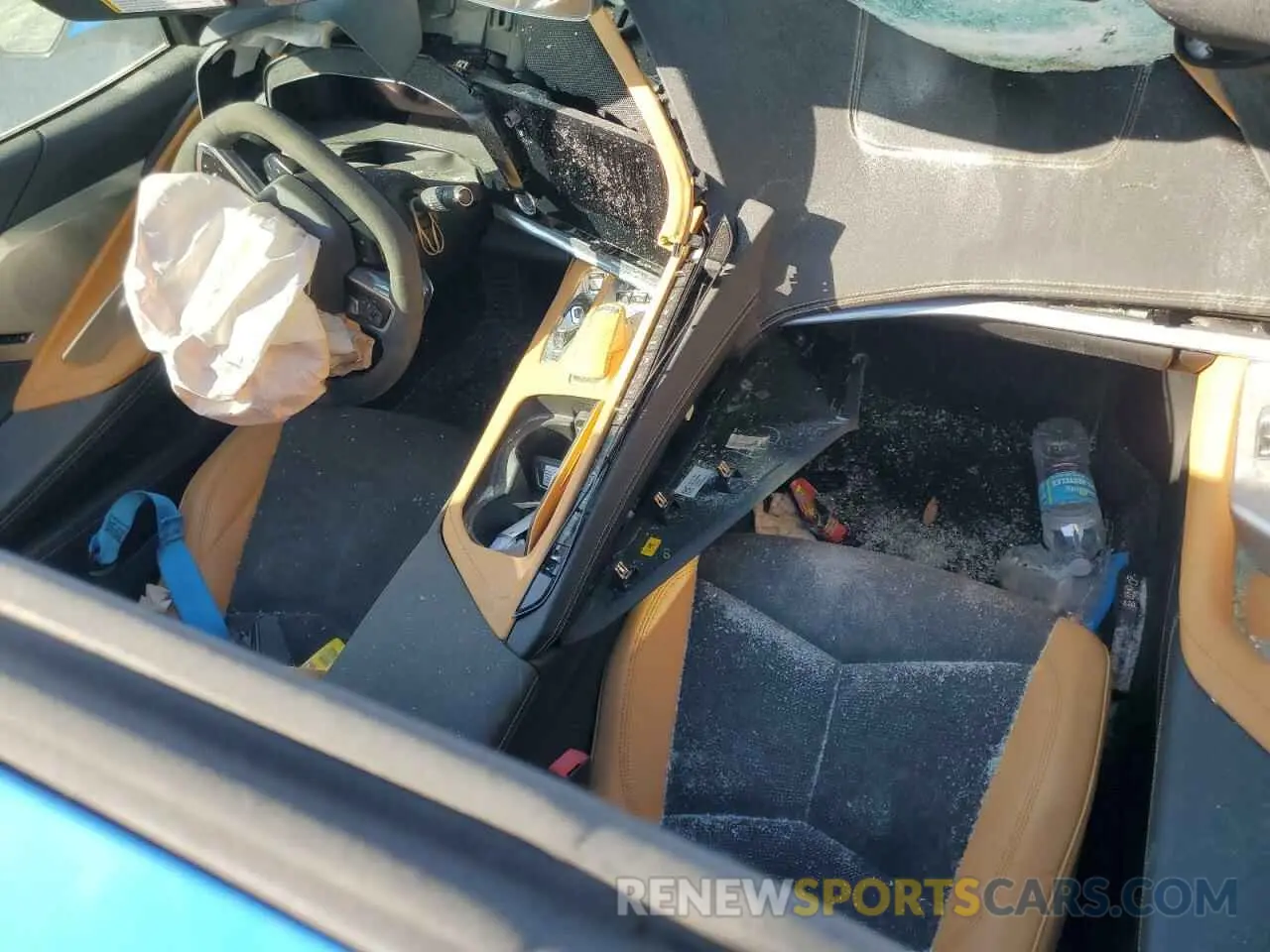 8 Photograph of a damaged car 1G1YB2D48M5122614 CHEVROLET CORVETTE 2021