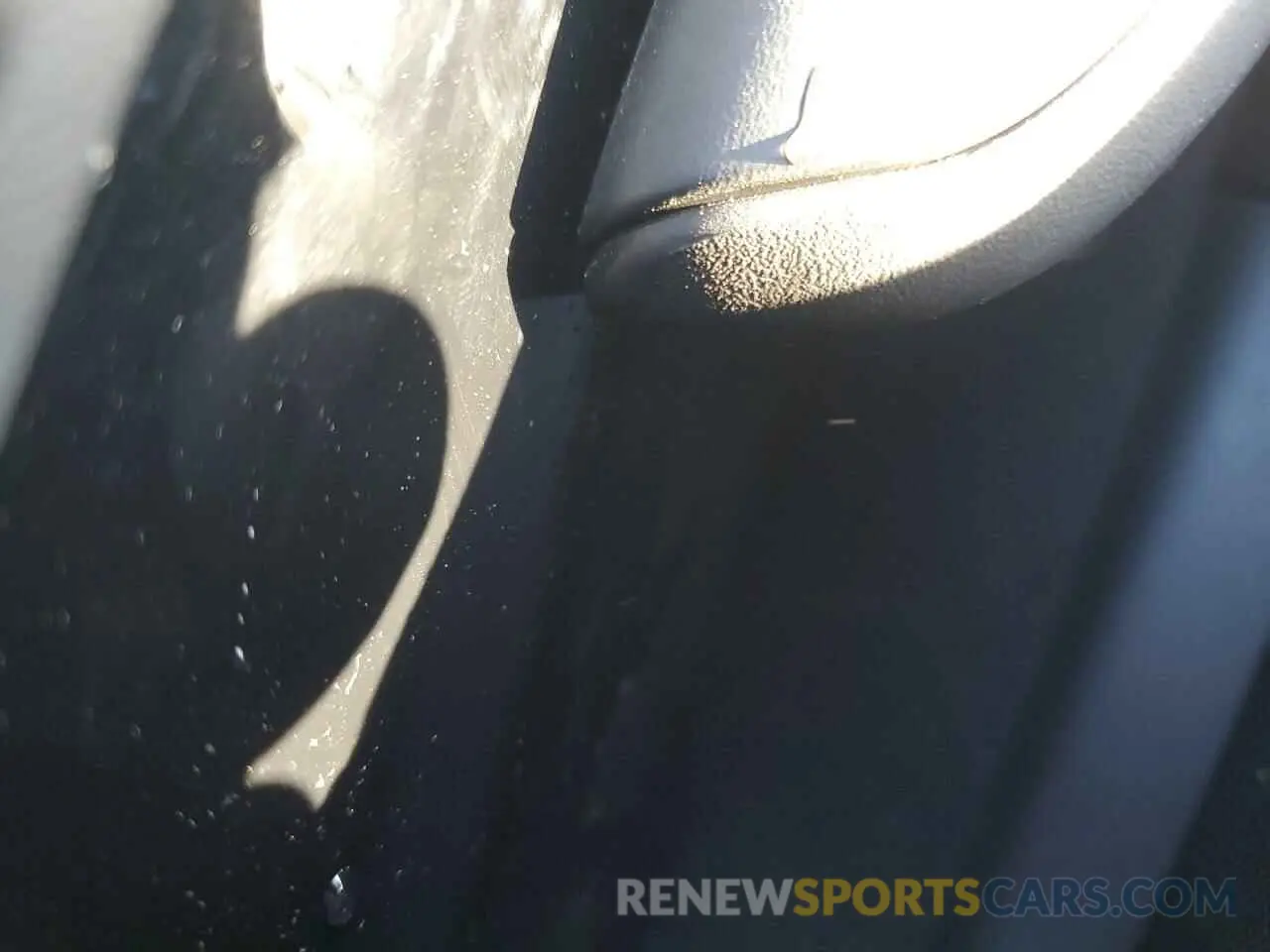 10 Photograph of a damaged car 1G1YB3D41M5103408 CHEVROLET CORVETTE 2021
