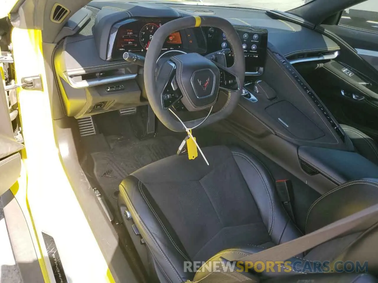 8 Photograph of a damaged car 1G1YC2D43N5108375 CHEVROLET CORVETTE 2022