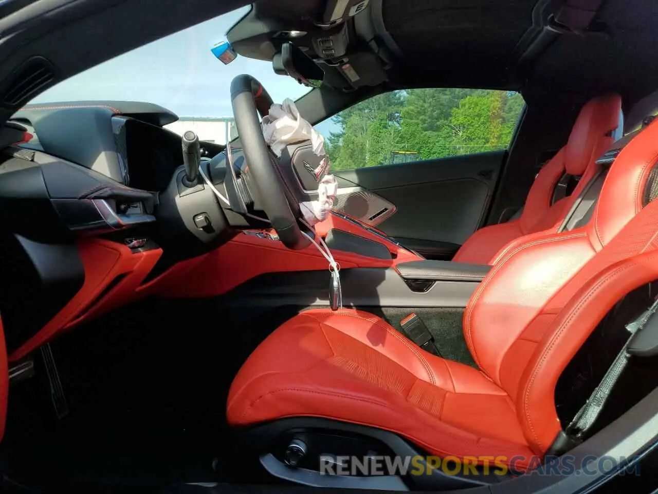 7 Photograph of a damaged car 1G1YC2D46N5117832 CHEVROLET CORVETTE 2022