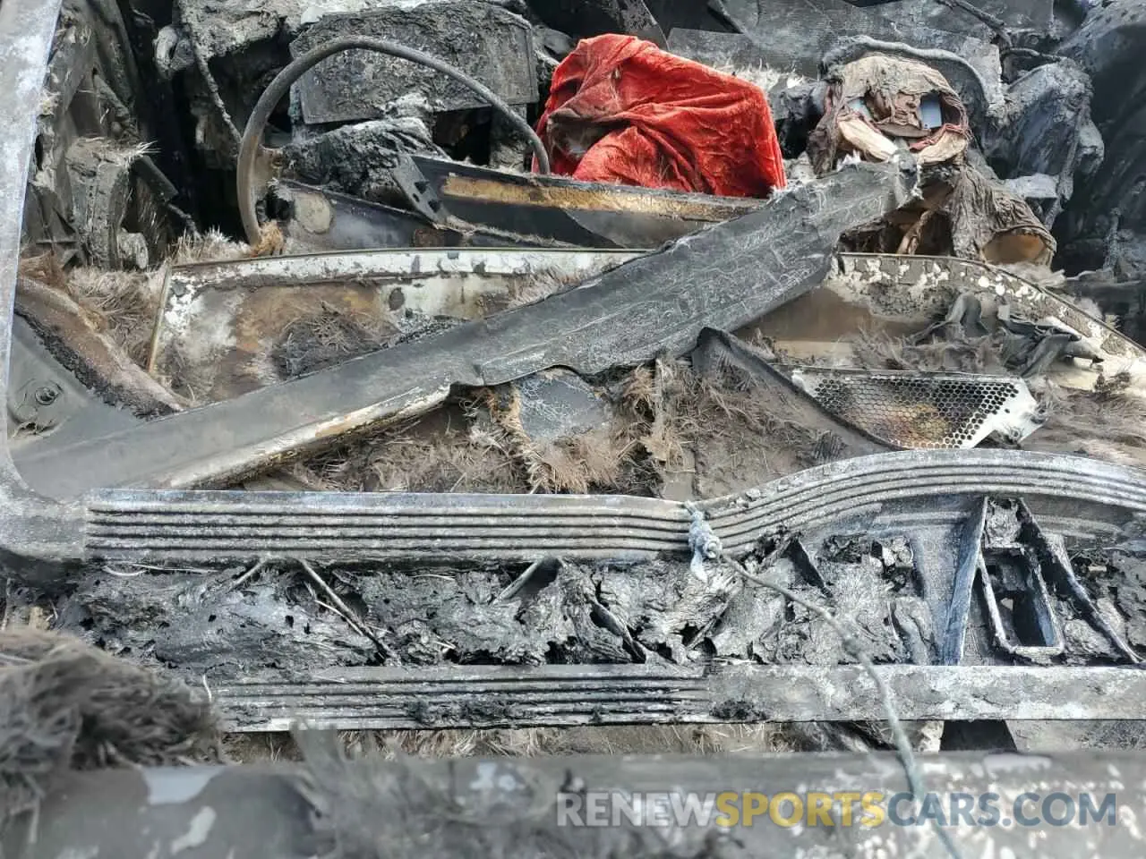 8 Photograph of a damaged car 1G1YB2D42P5117591 CHEVROLET CORVETTE 2023