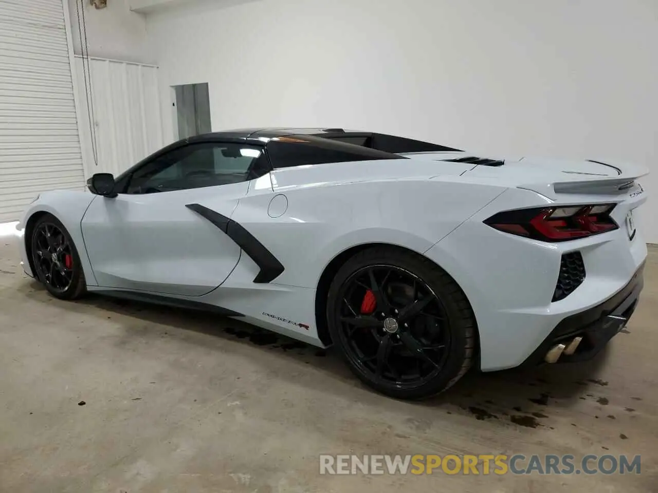 2 Photograph of a damaged car 1G1YB3D48P5116600 CHEVROLET CORVETTE 2023
