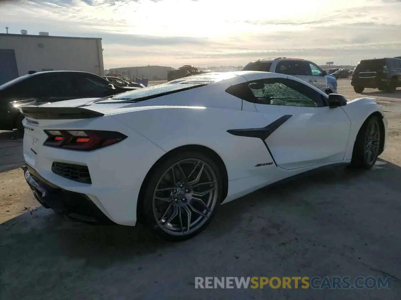 3 Photograph of a damaged car 1G1YF2D39R5600266 CHEVROLET CORVETTE 2024