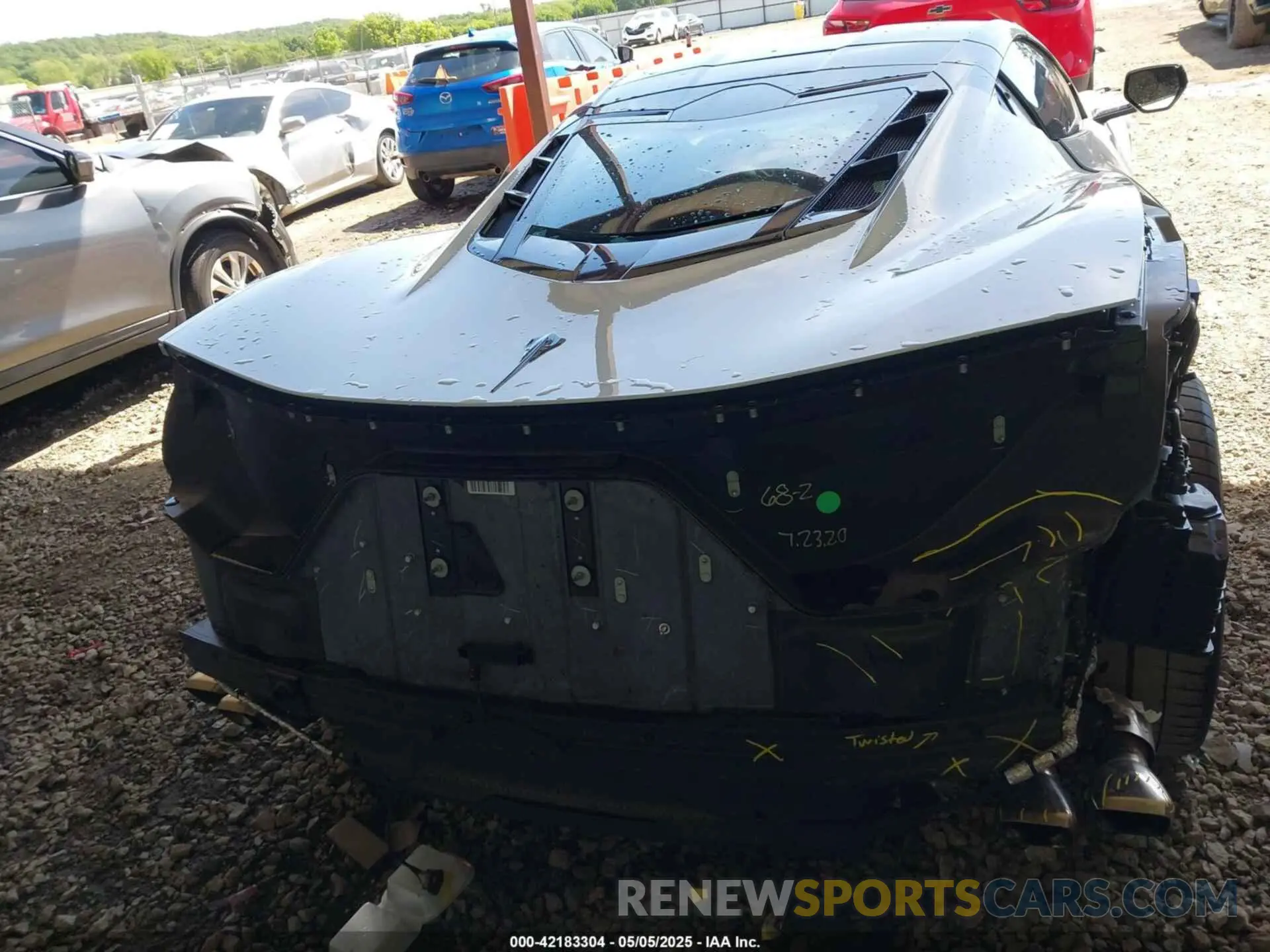 17 Photograph of a damaged car 1G1Y62D47L5106522 CHEVROLET CORVETTE STINGRAY 2020