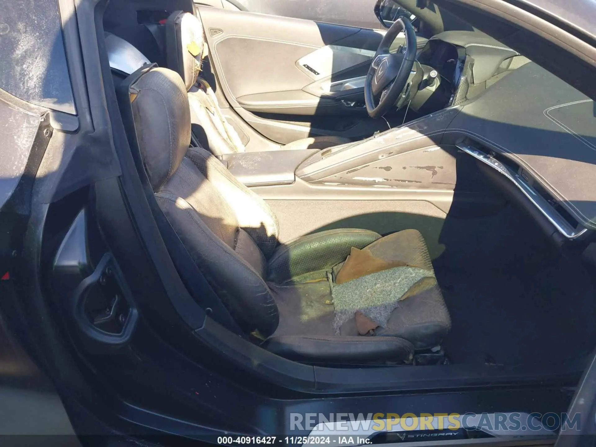 5 Photograph of a damaged car 1G1Y72D45L5115152 CHEVROLET CORVETTE STINGRAY 2020
