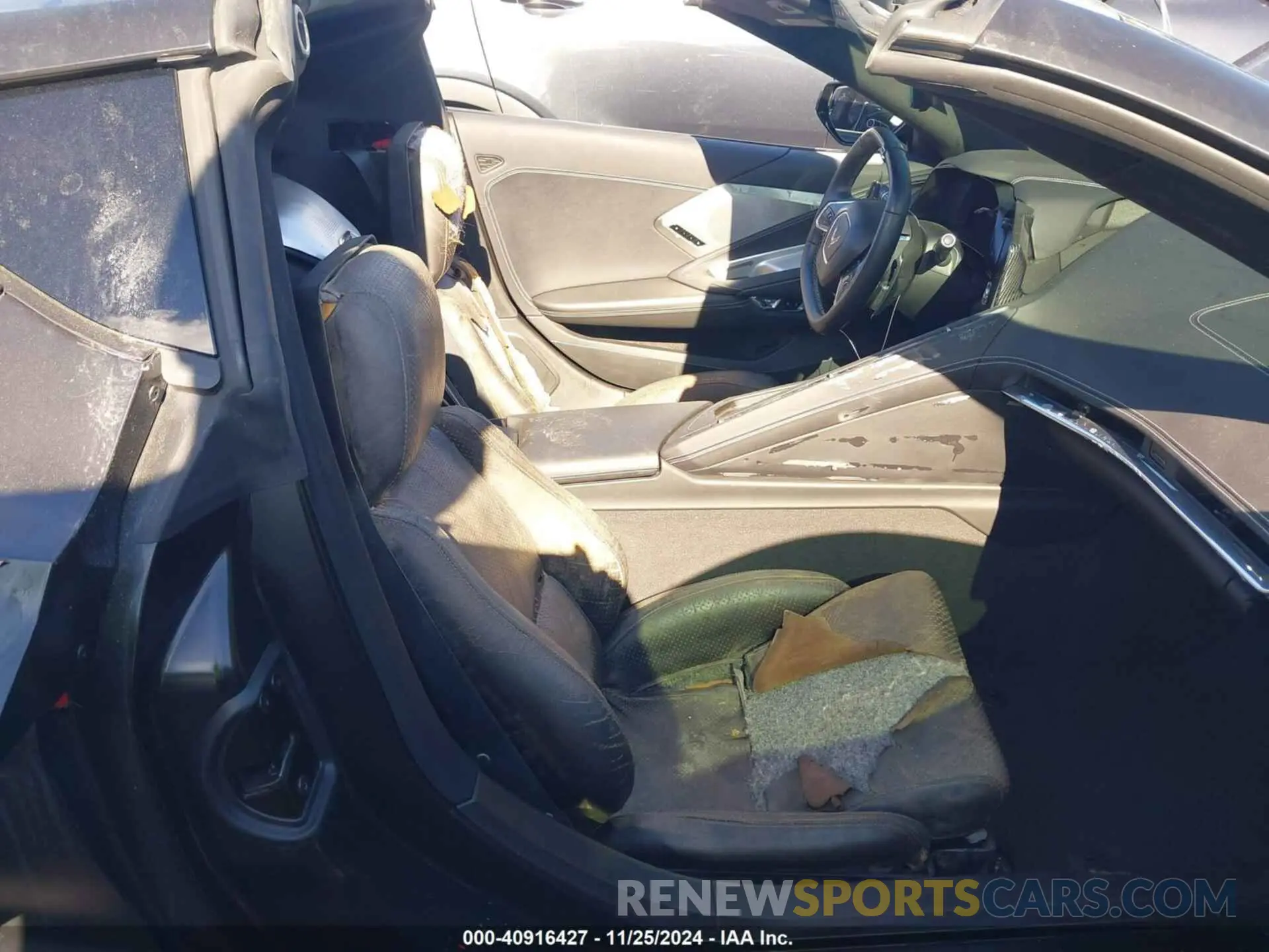 8 Photograph of a damaged car 1G1Y72D45L5115152 CHEVROLET CORVETTE STINGRAY 2020