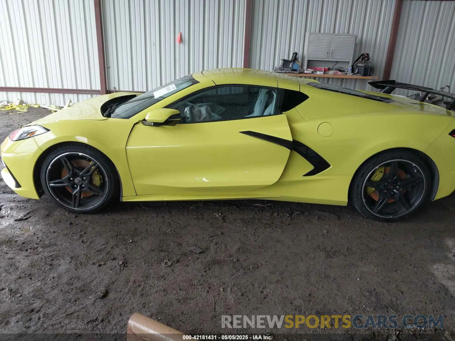 13 Photograph of a damaged car 1G1Y82D49L5111795 CHEVROLET CORVETTE STINGRAY 2020