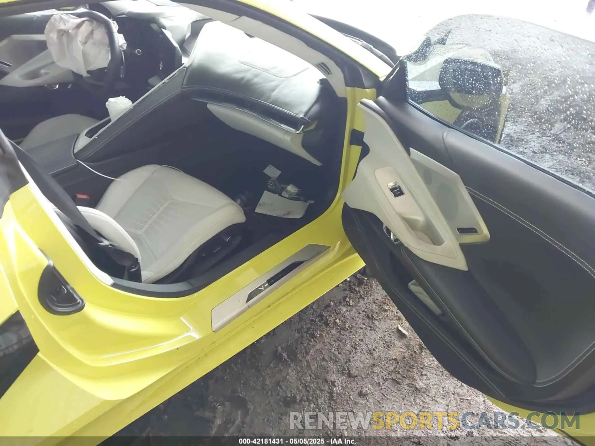 5 Photograph of a damaged car 1G1Y82D49L5111795 CHEVROLET CORVETTE STINGRAY 2020