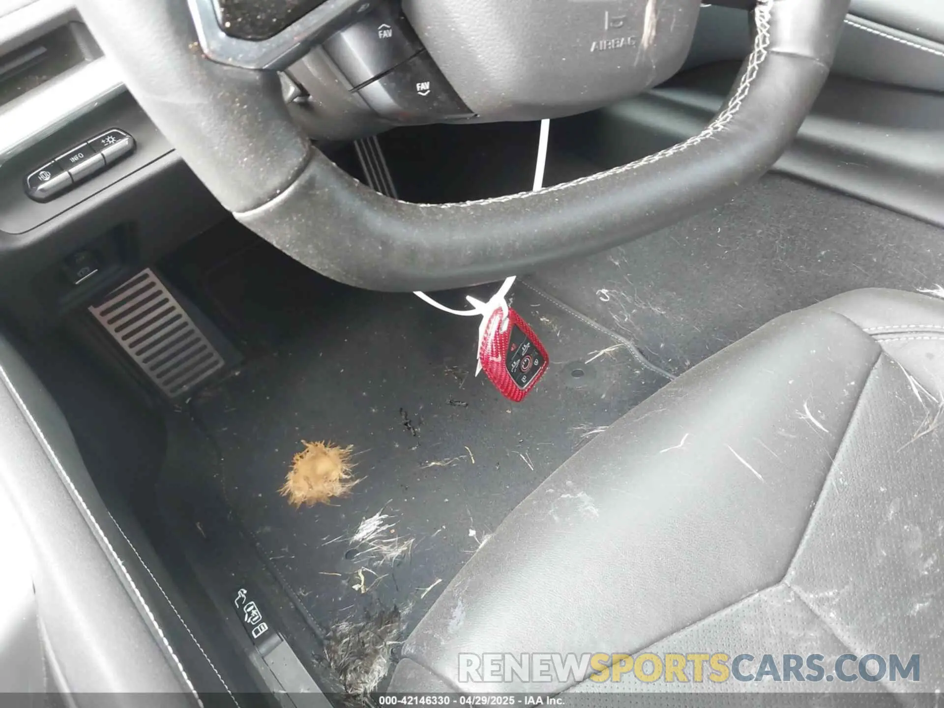 11 Photograph of a damaged car 1G1YB2D46M5101373 CHEVROLET CORVETTE STINGRAY 2021