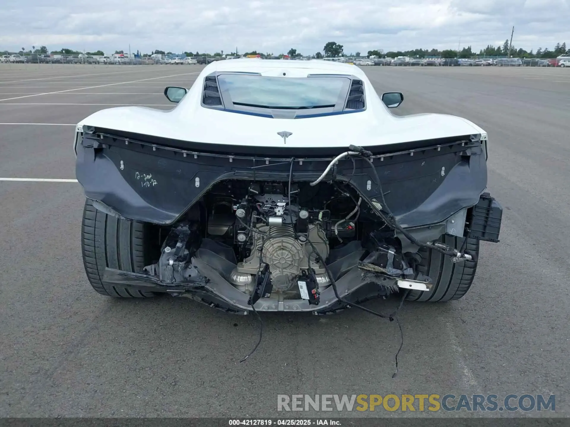 17 Photograph of a damaged car 1G1YB2D42N5112386 CHEVROLET CORVETTE STINGRAY 2022