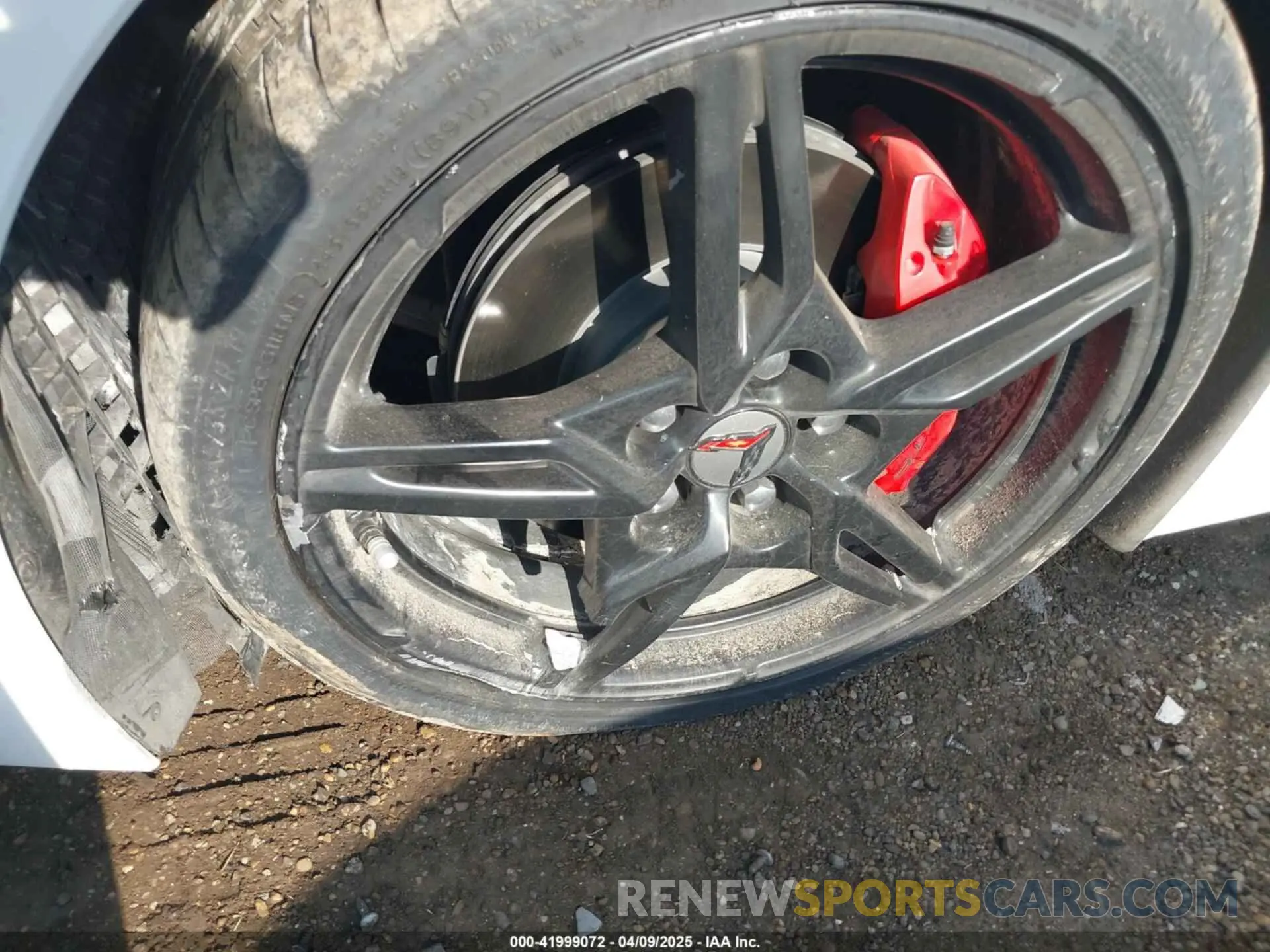 17 Photograph of a damaged car 1G1YA2D49P5124329 CHEVROLET CORVETTE STINGRAY 2023