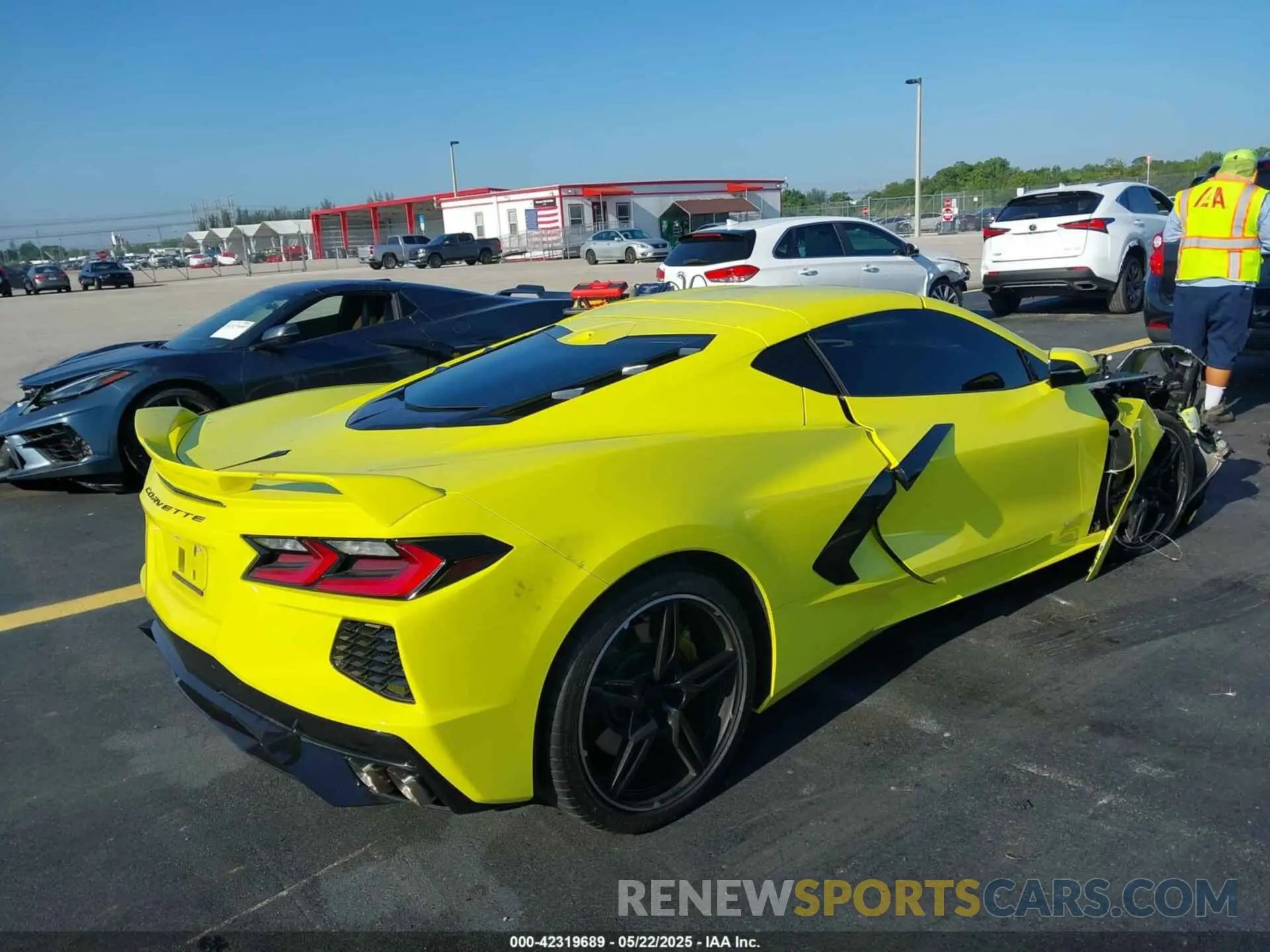 4 Photograph of a damaged car 1G1YB2D40P5111501 CHEVROLET CORVETTE STINGRAY 2023